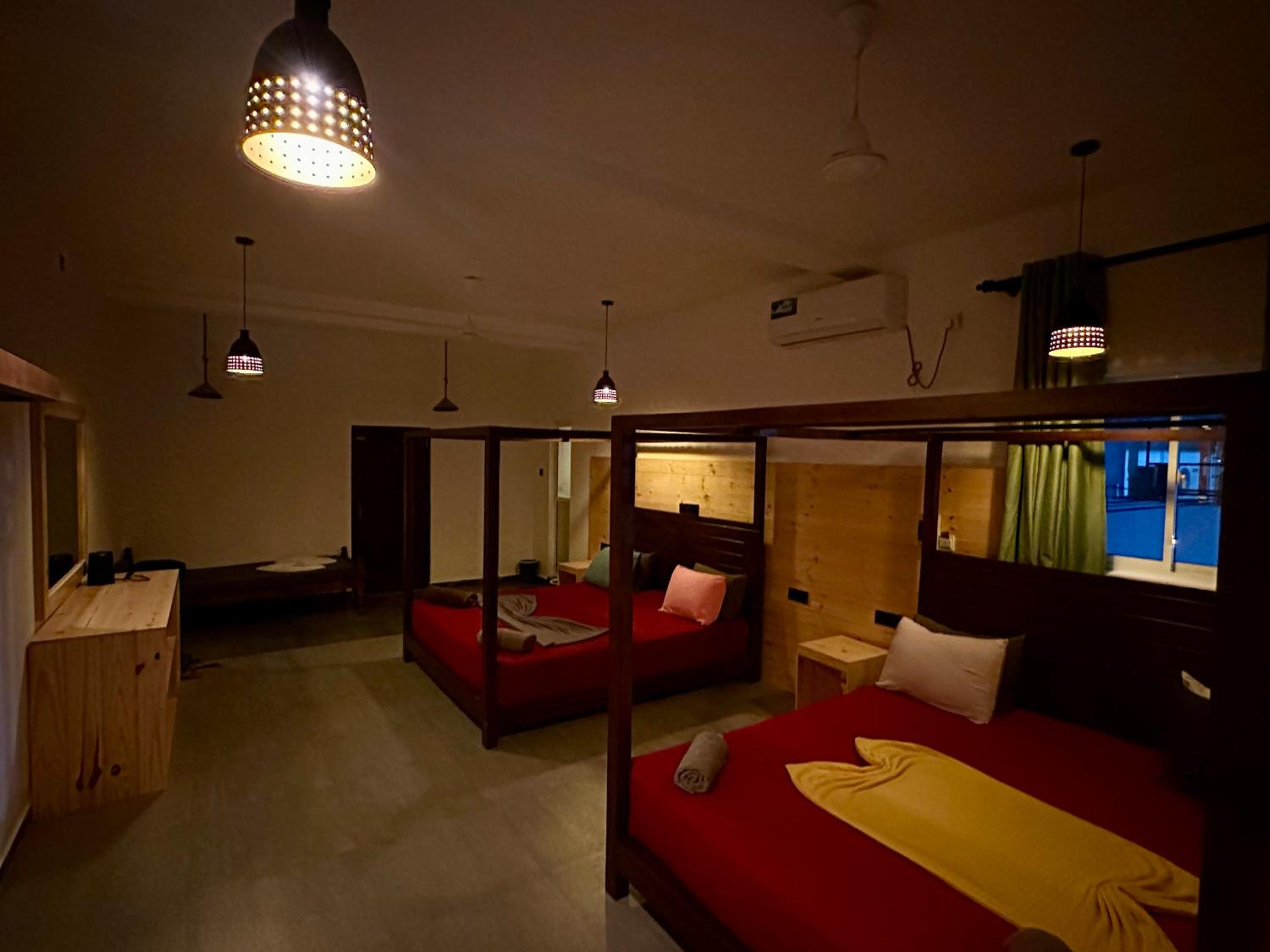 Deluxe Family Suite