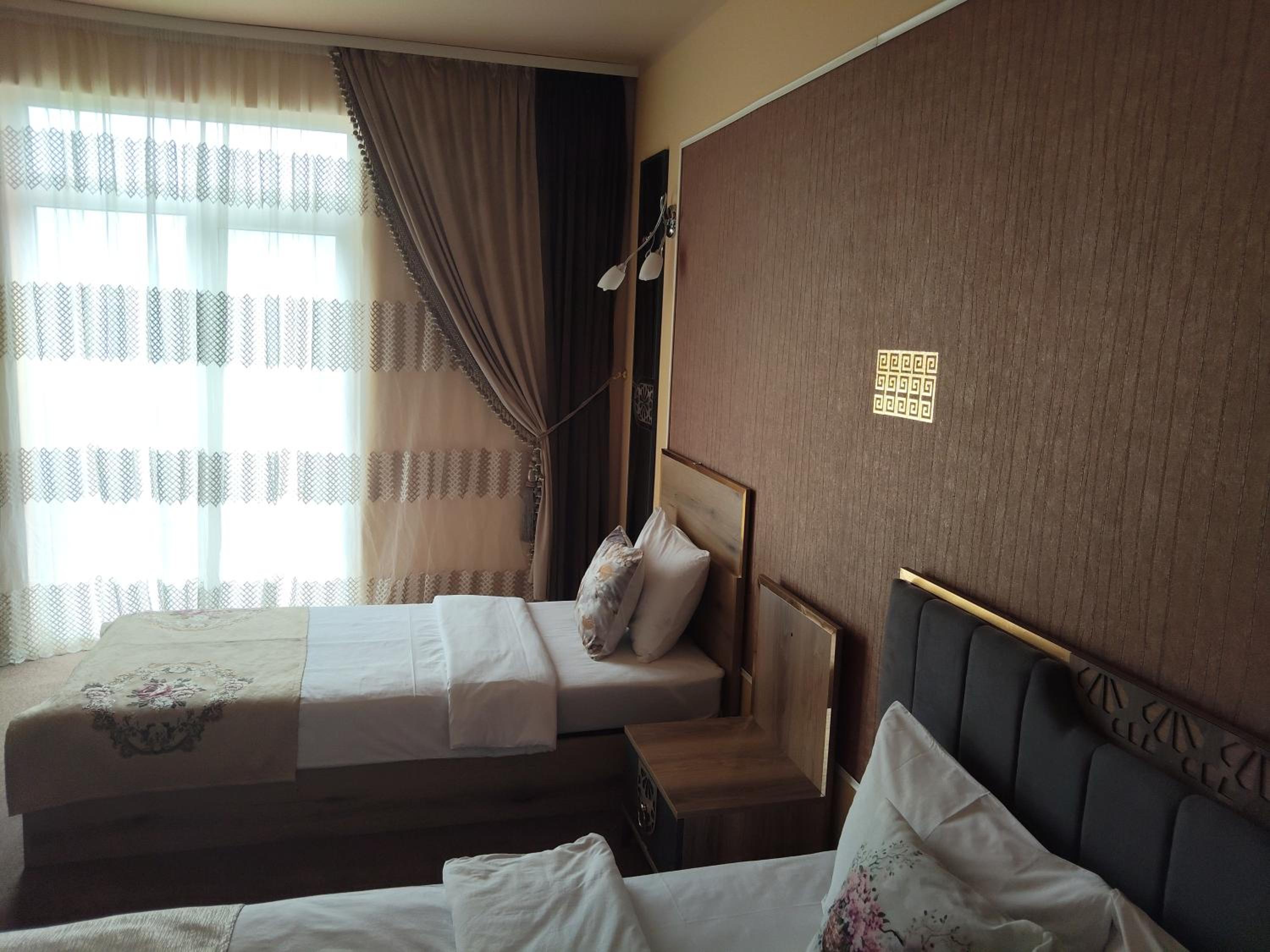 Deluxe Triple Room photo 2