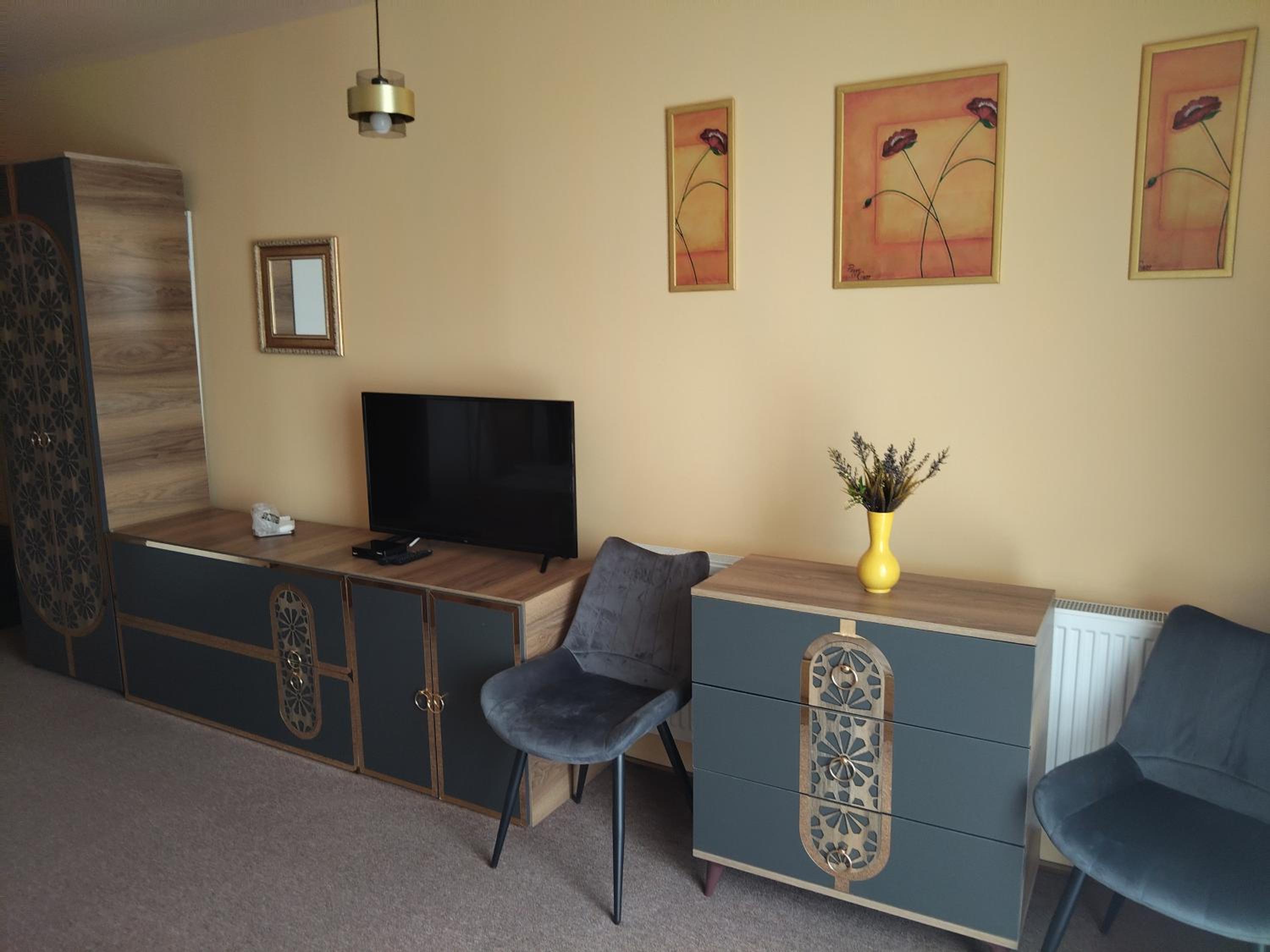 Deluxe Triple Room photo 3