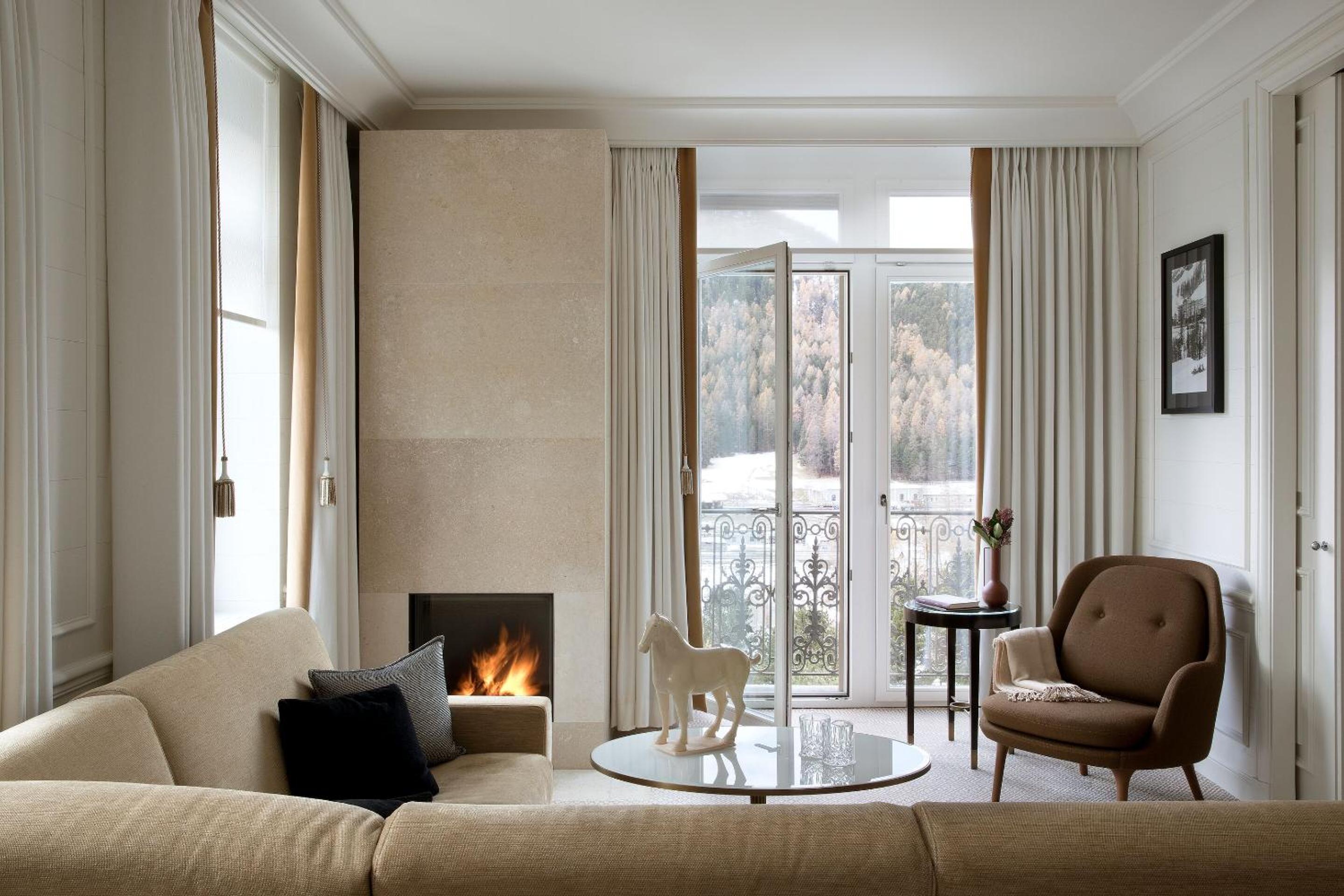 Fireplace Suite photo 1