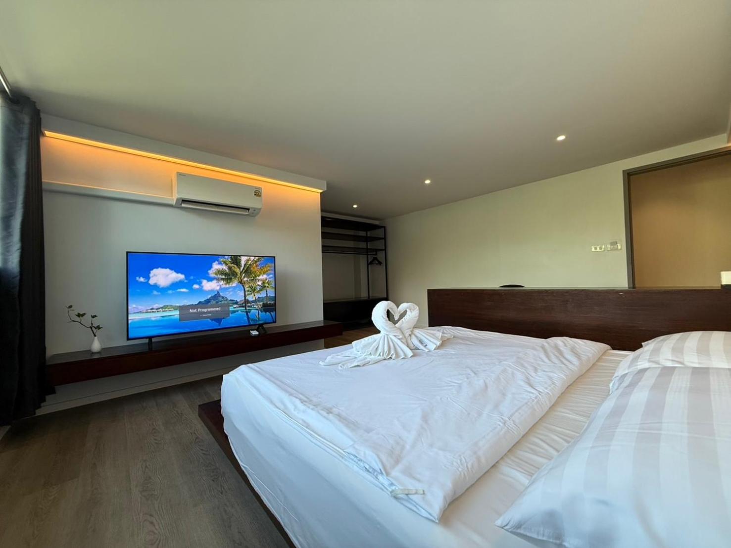 Superior King Room photo 3