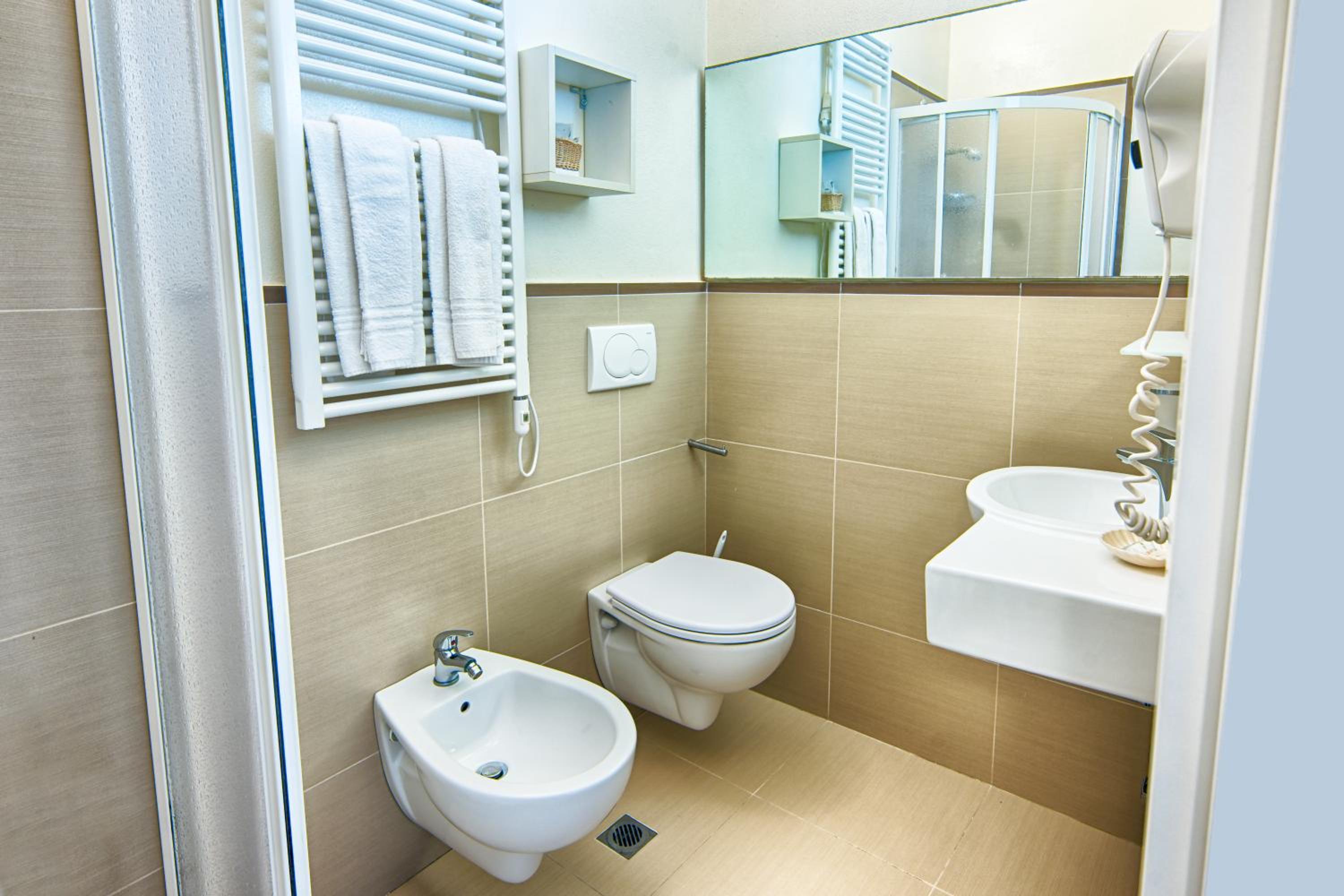 Standard Triple Room photo 3