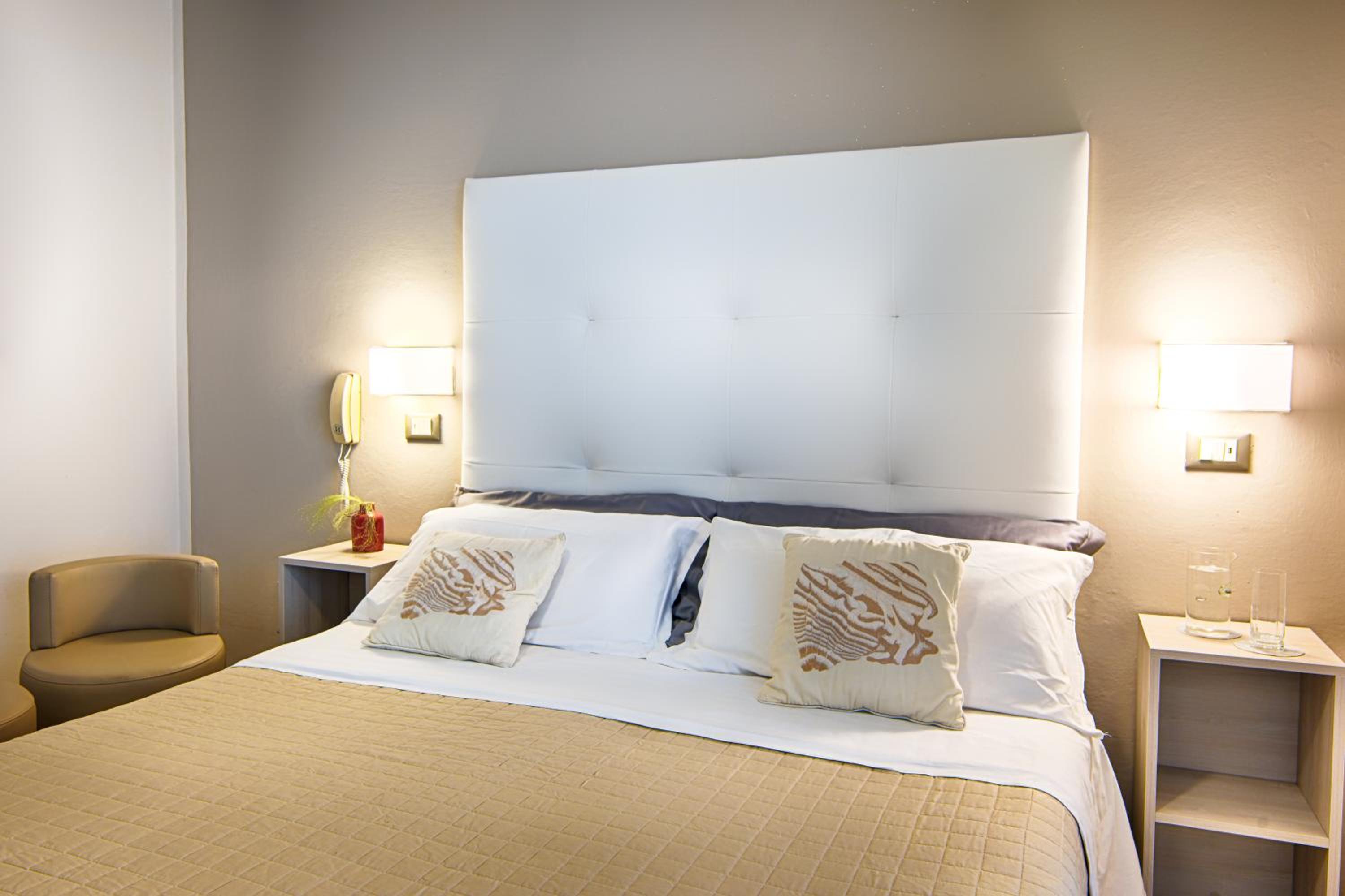 Standard Triple Room photo 2