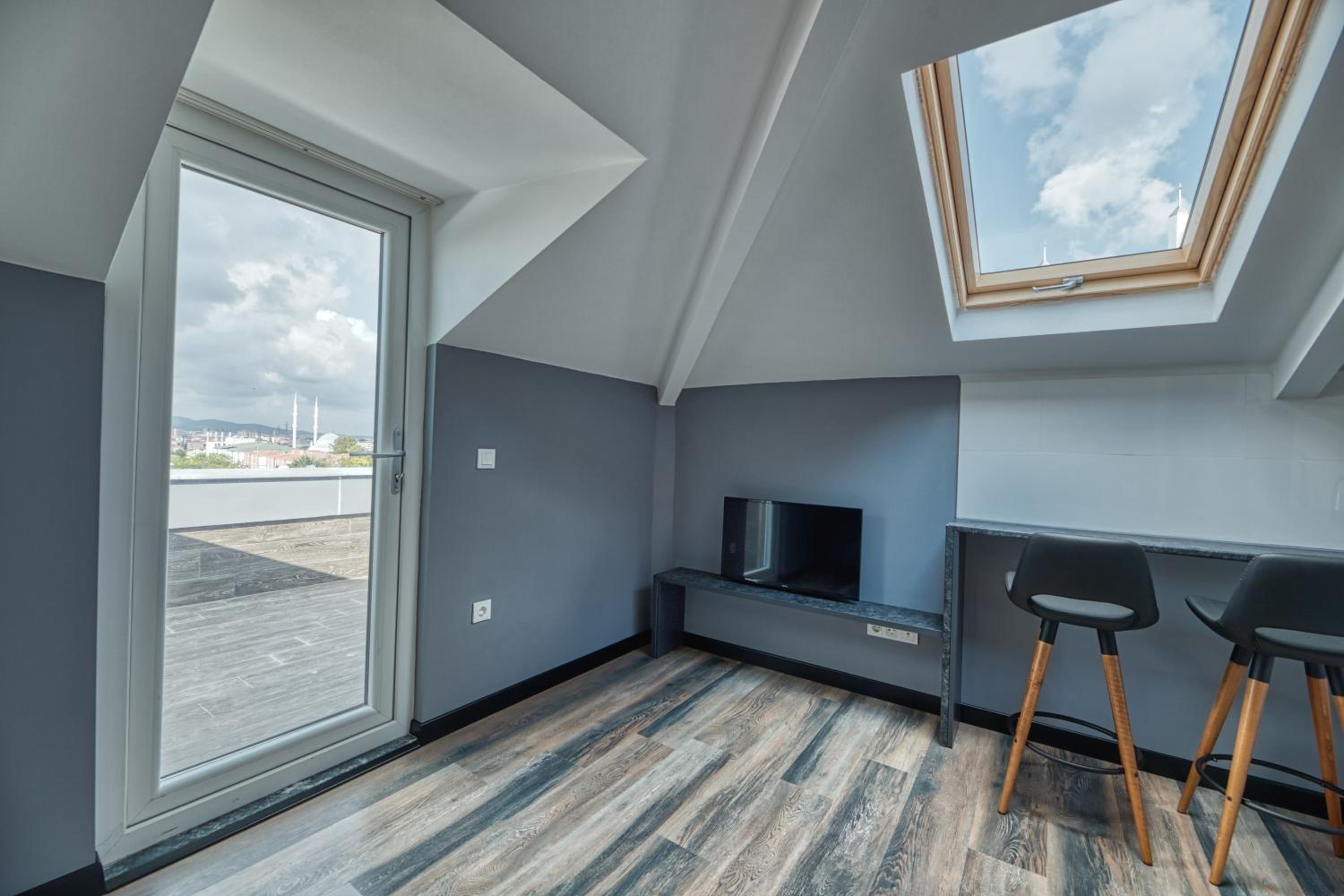 Suite with Terrace