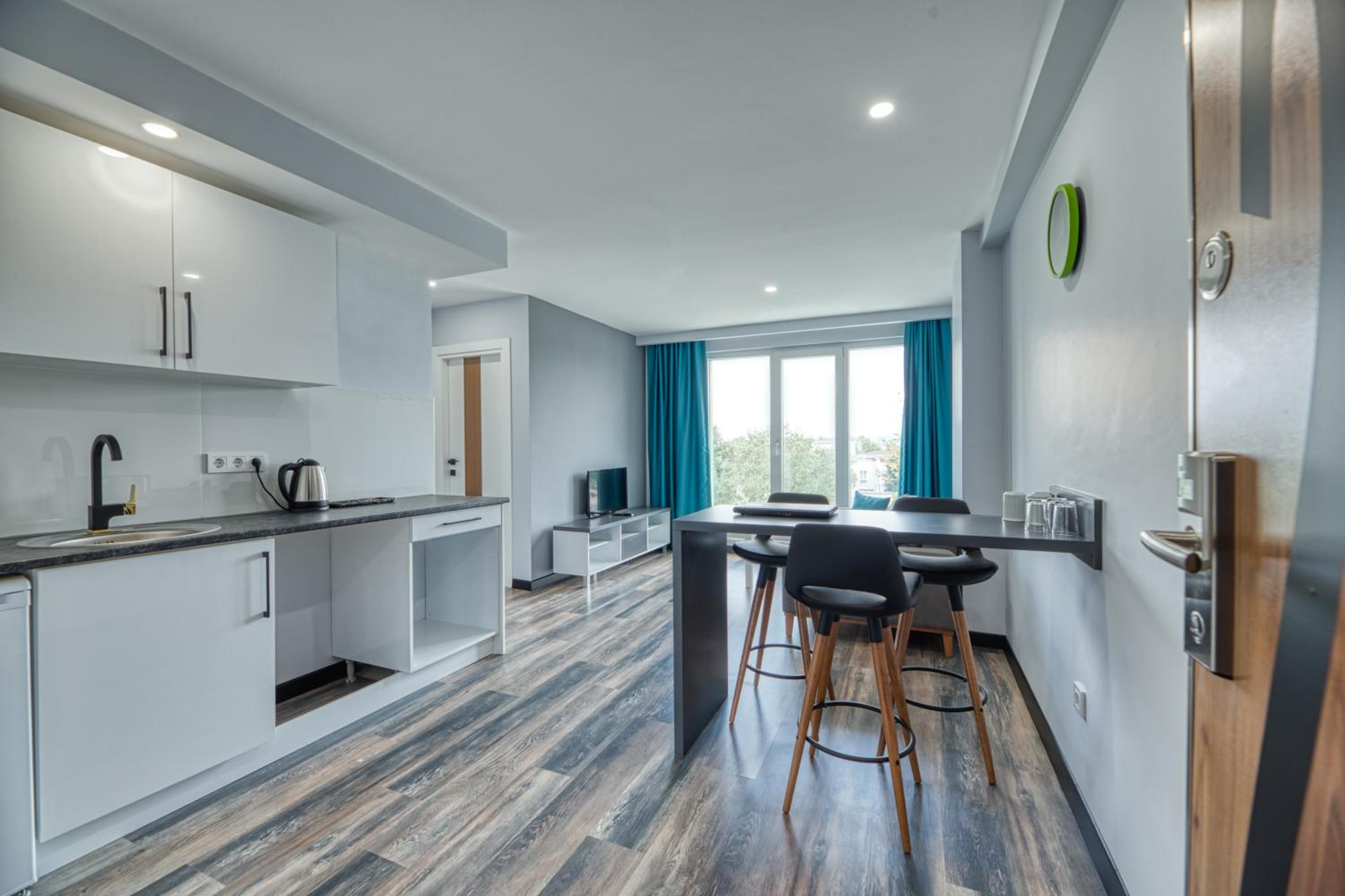 One-Bedroom Suite