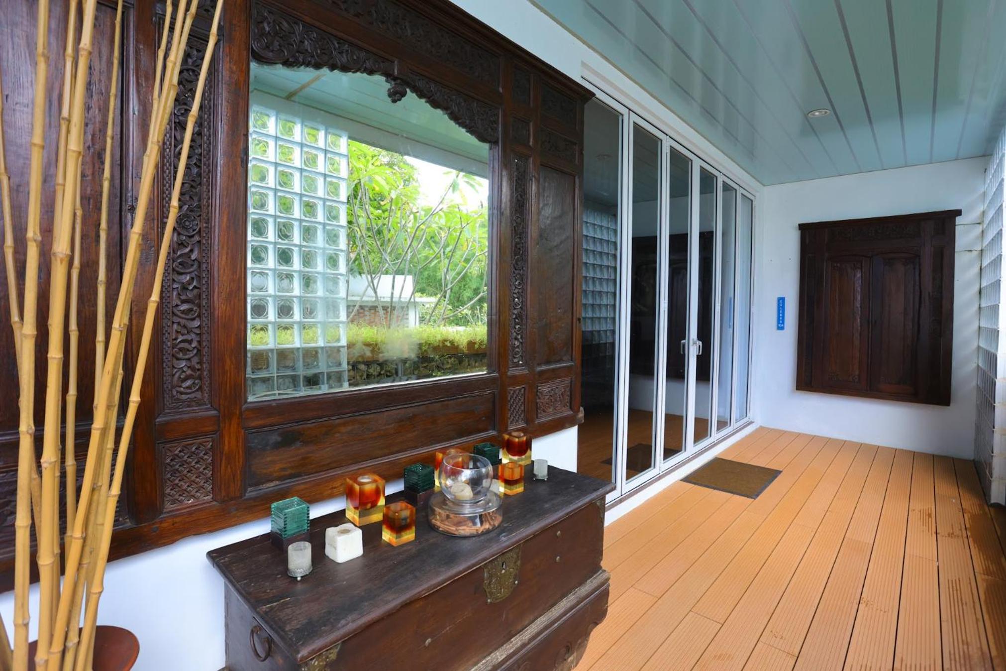 Suite with Garden View