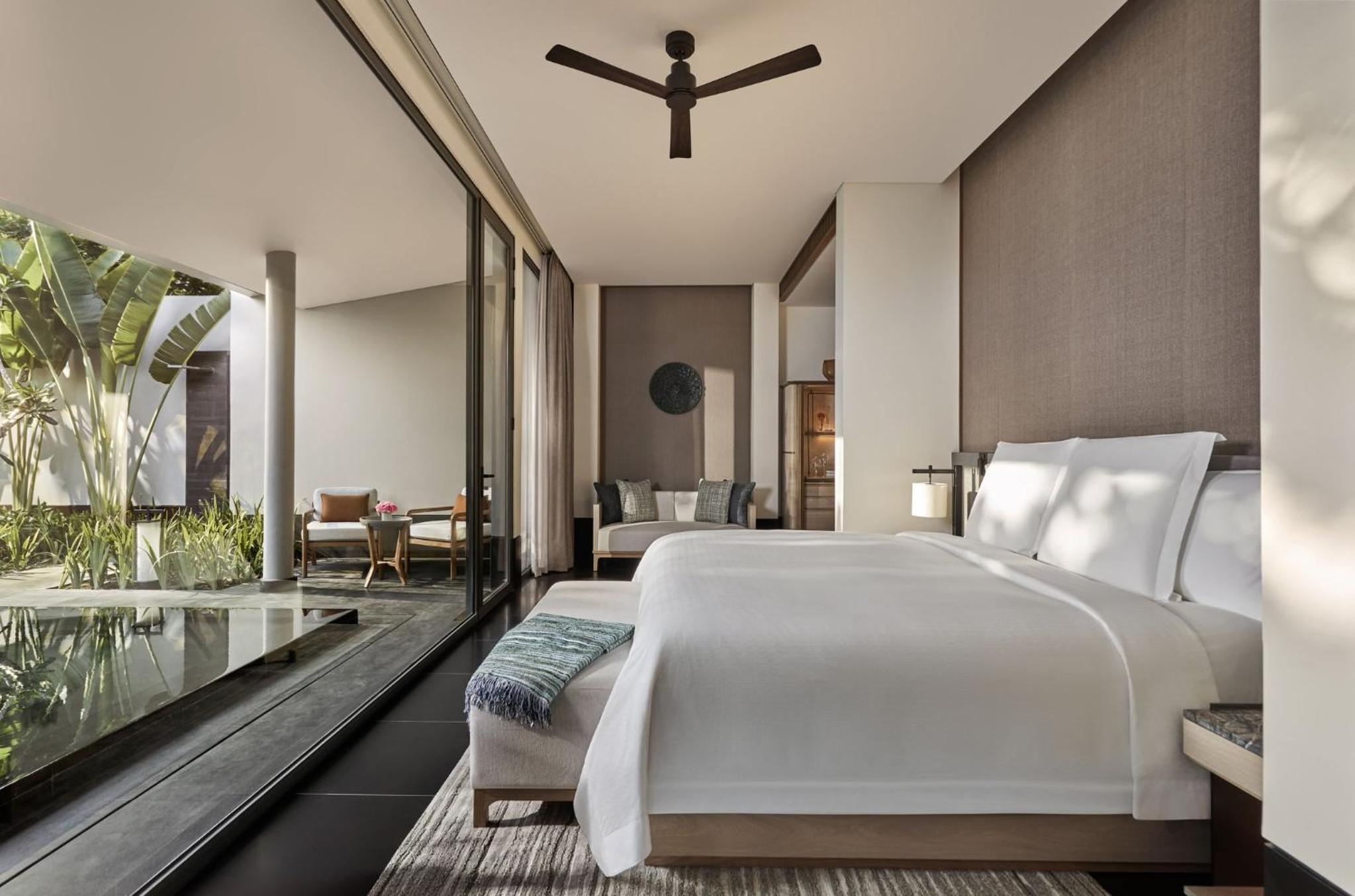 Four-Bedroom Villa with Lagoon Pool