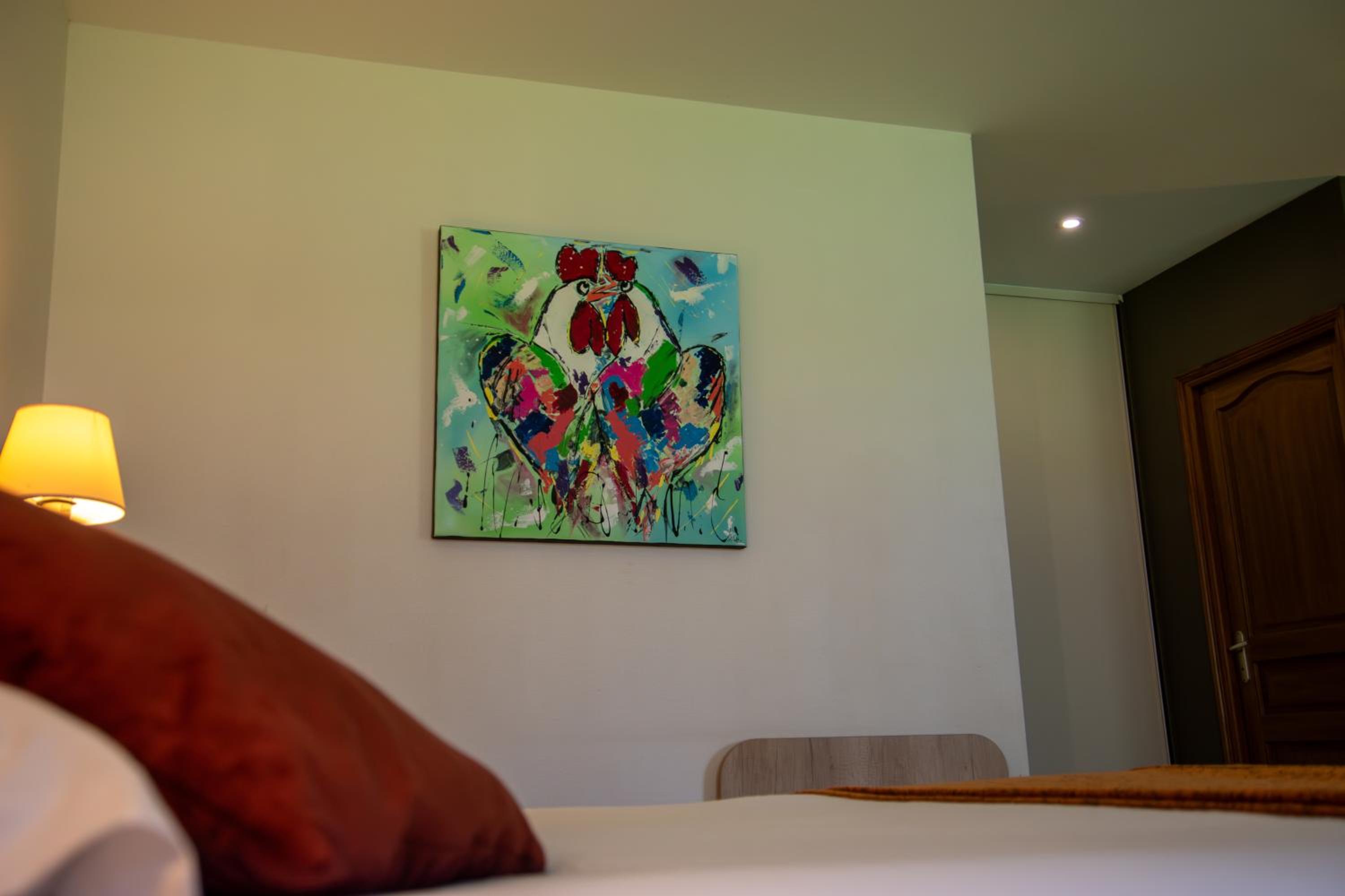 Standard Twin Room - Photo 5
