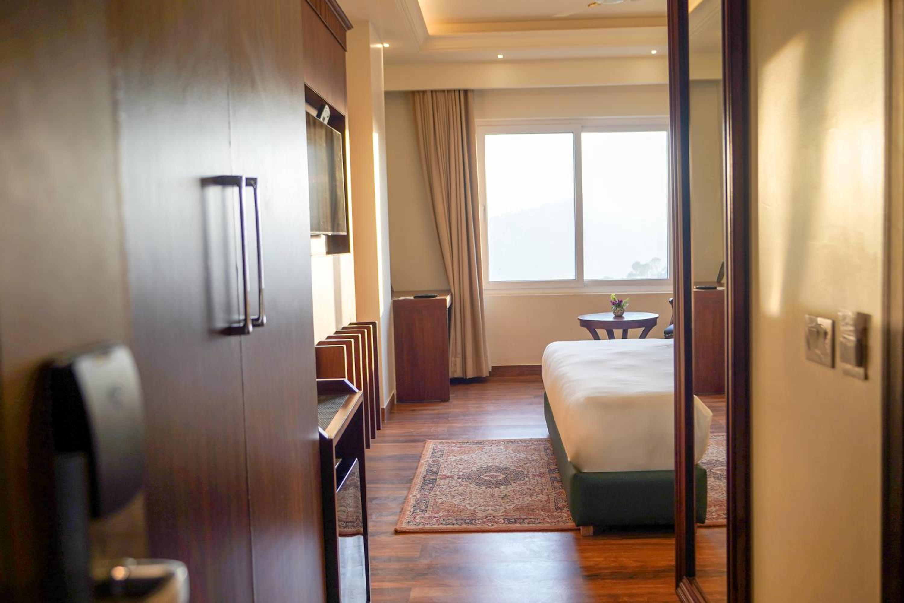 Deluxe Room - Photo 2