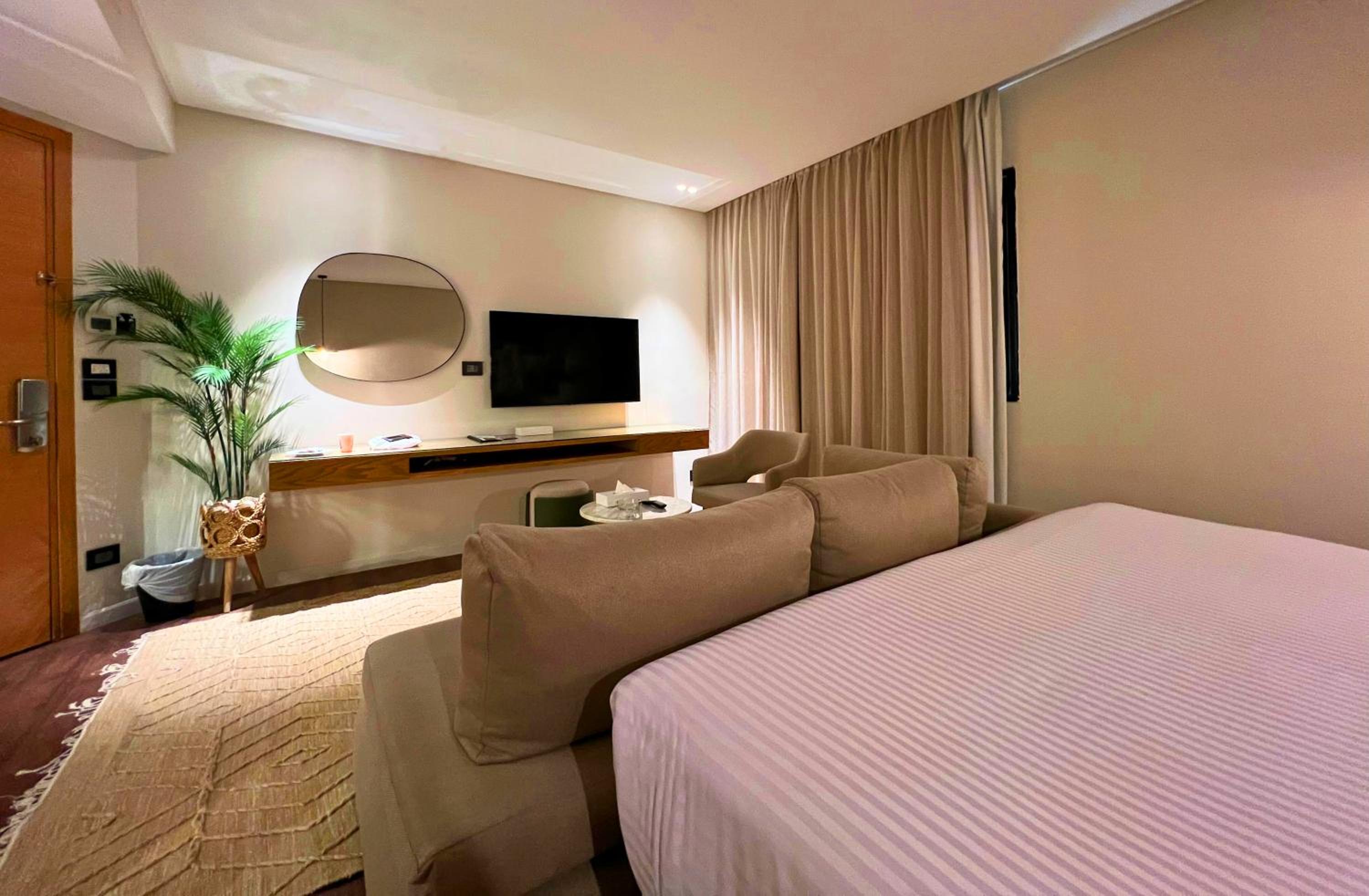 Premium King Room with Sofa