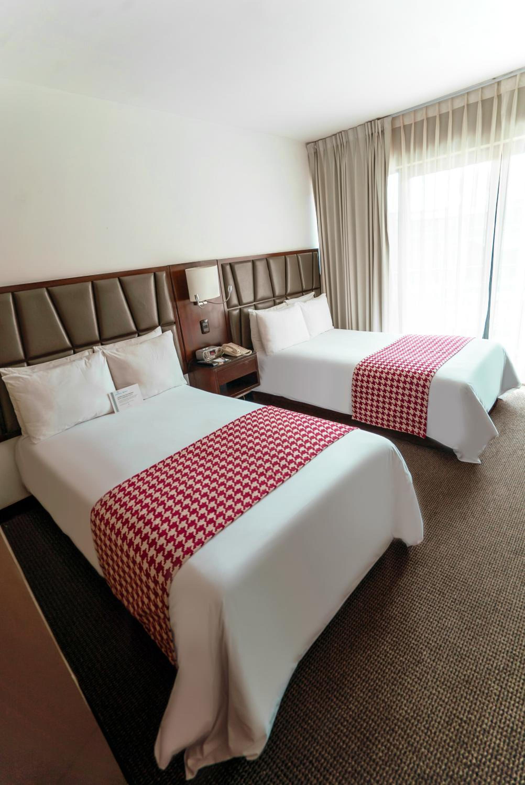 Superior Twin Room - Non-Smoking