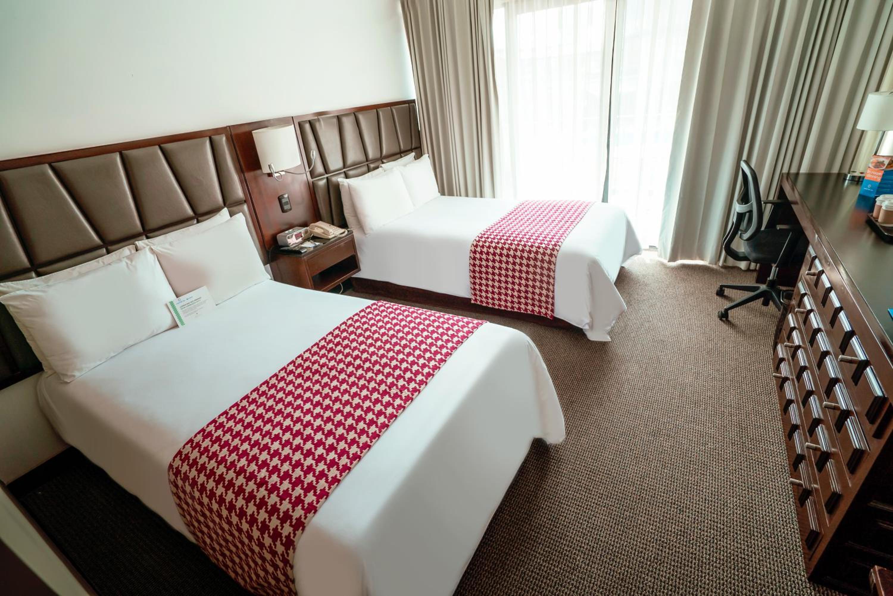 Superior Twin Room - Non-Smoking