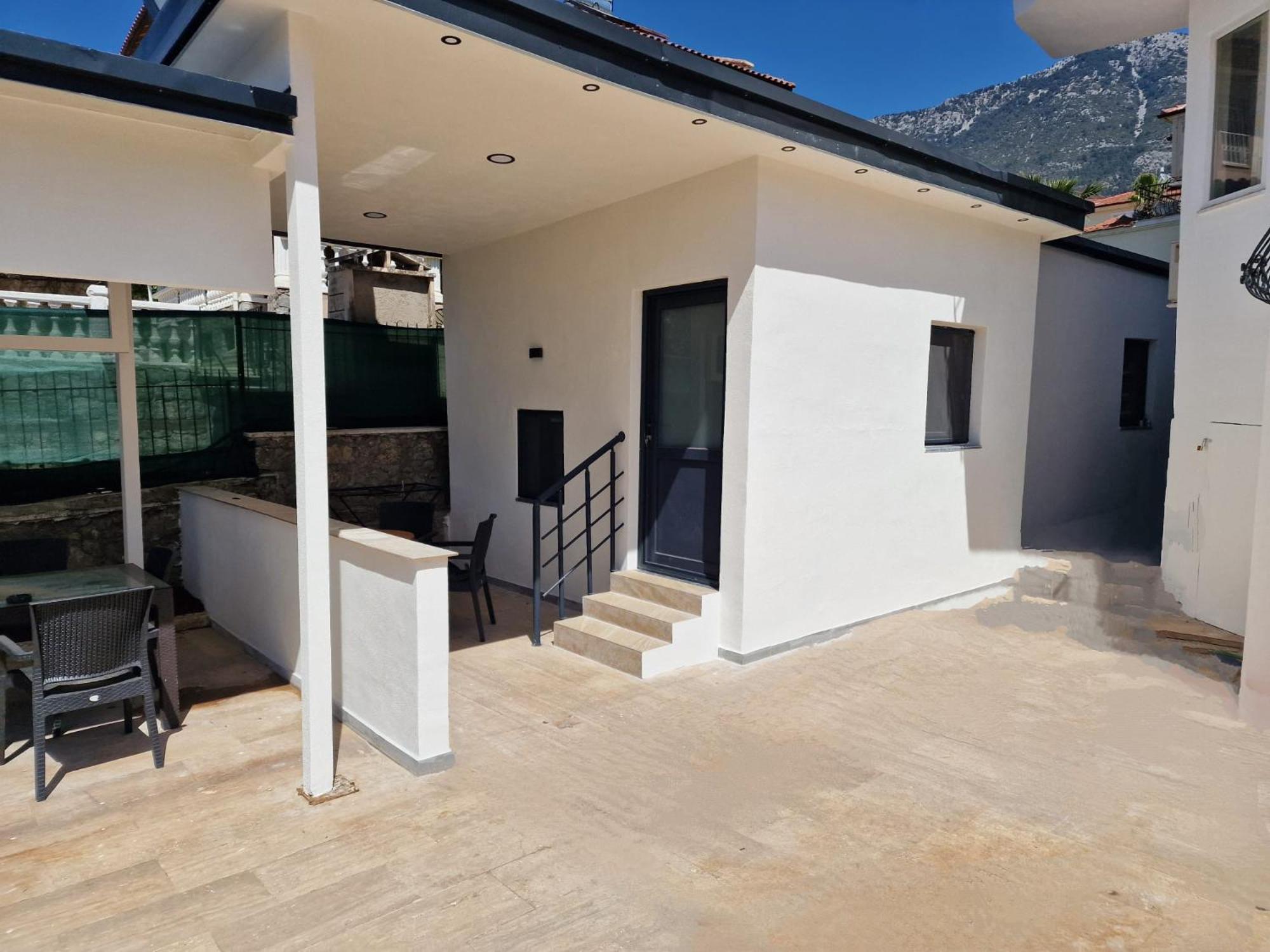 One-Bedroom Bungalow photo 1