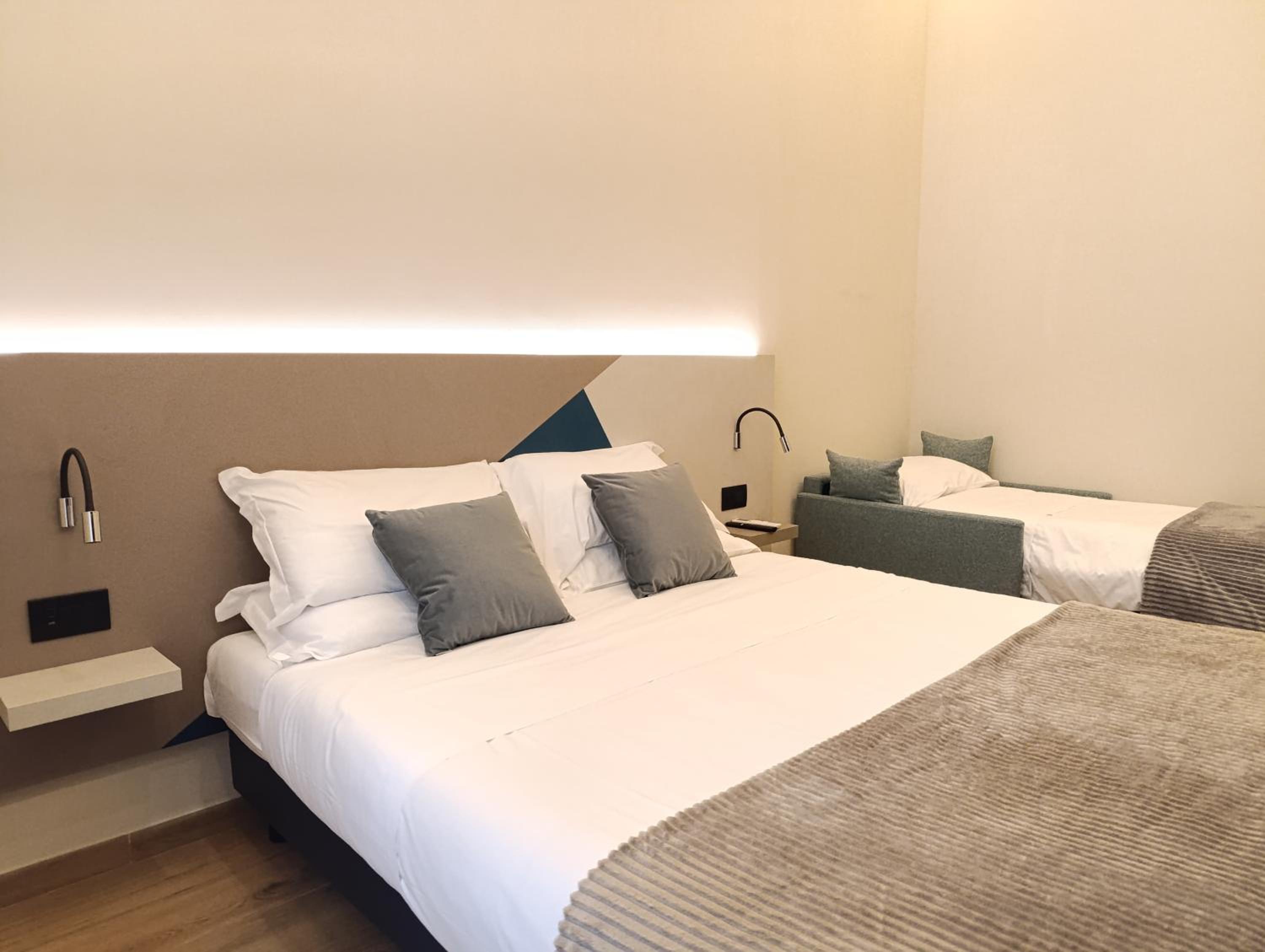 Triple Room