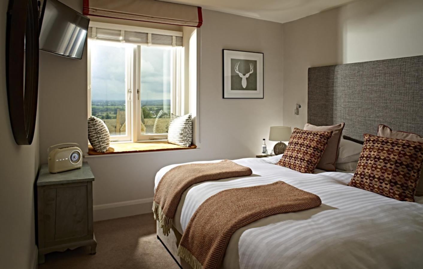 Small Suite photo 2