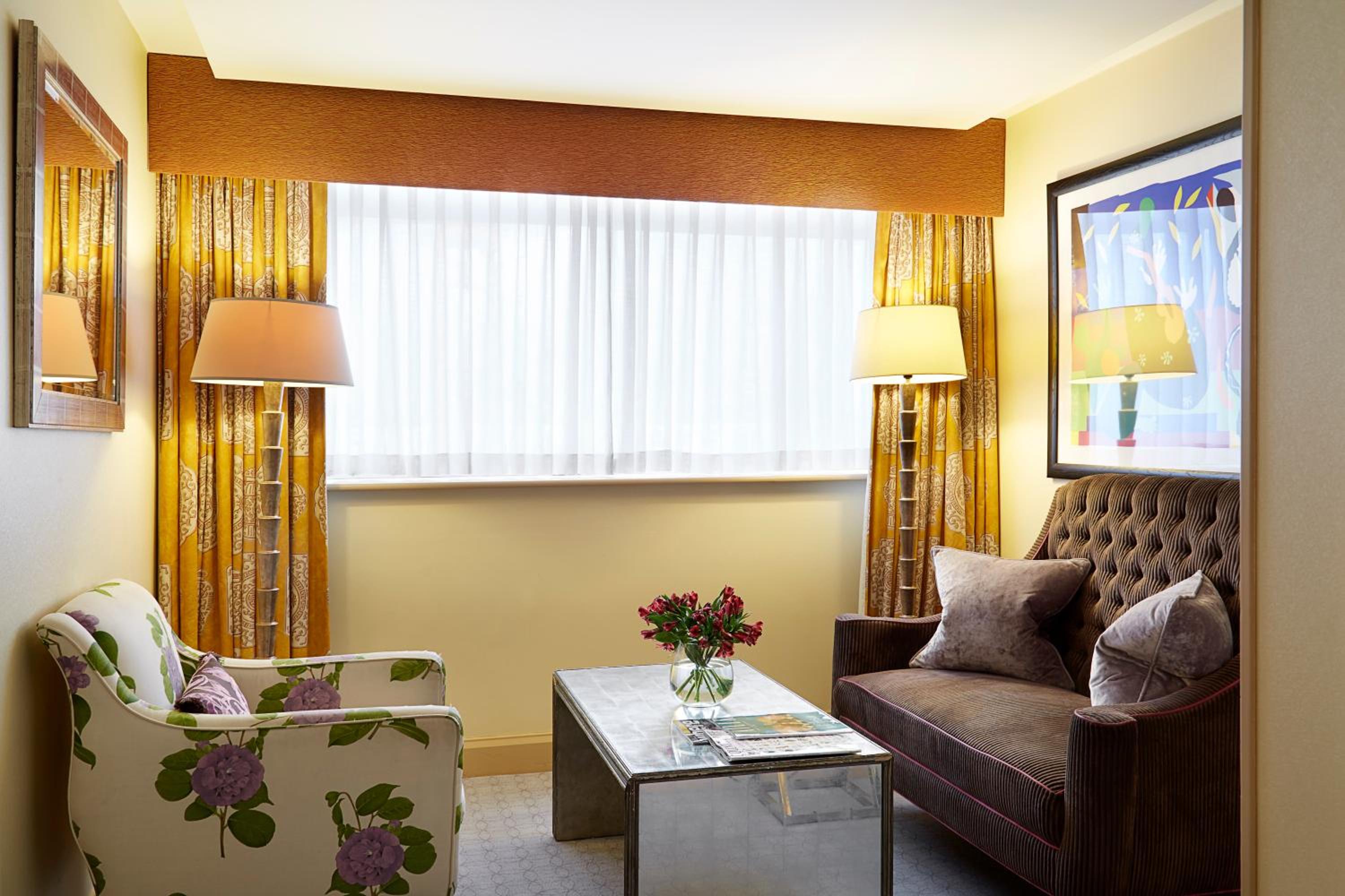 One-Bedroom Suite photo 2