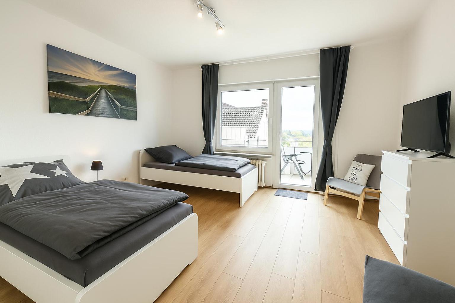Three-Bedroom Apartment photo 2