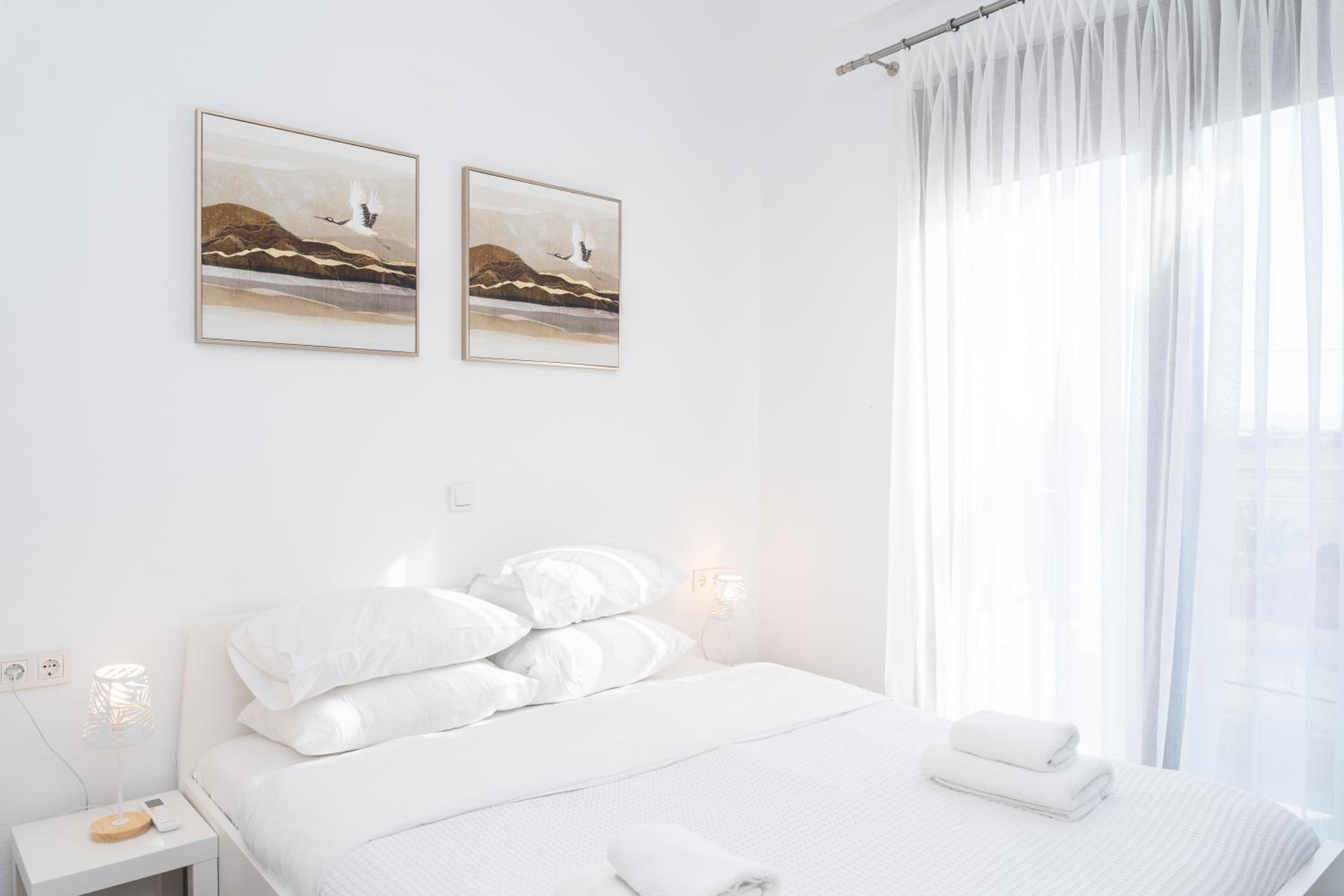 Three-Bedroom Loft Apartment photo 2