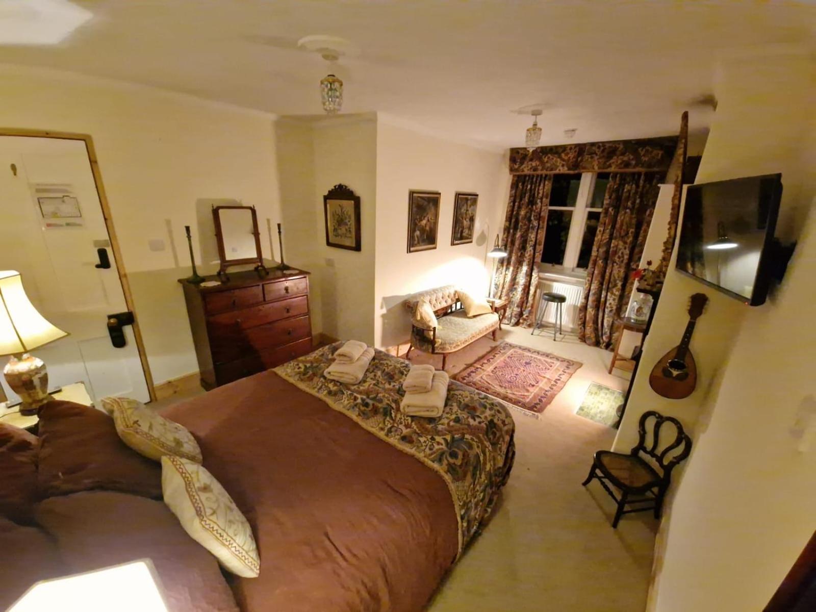 Family Studio