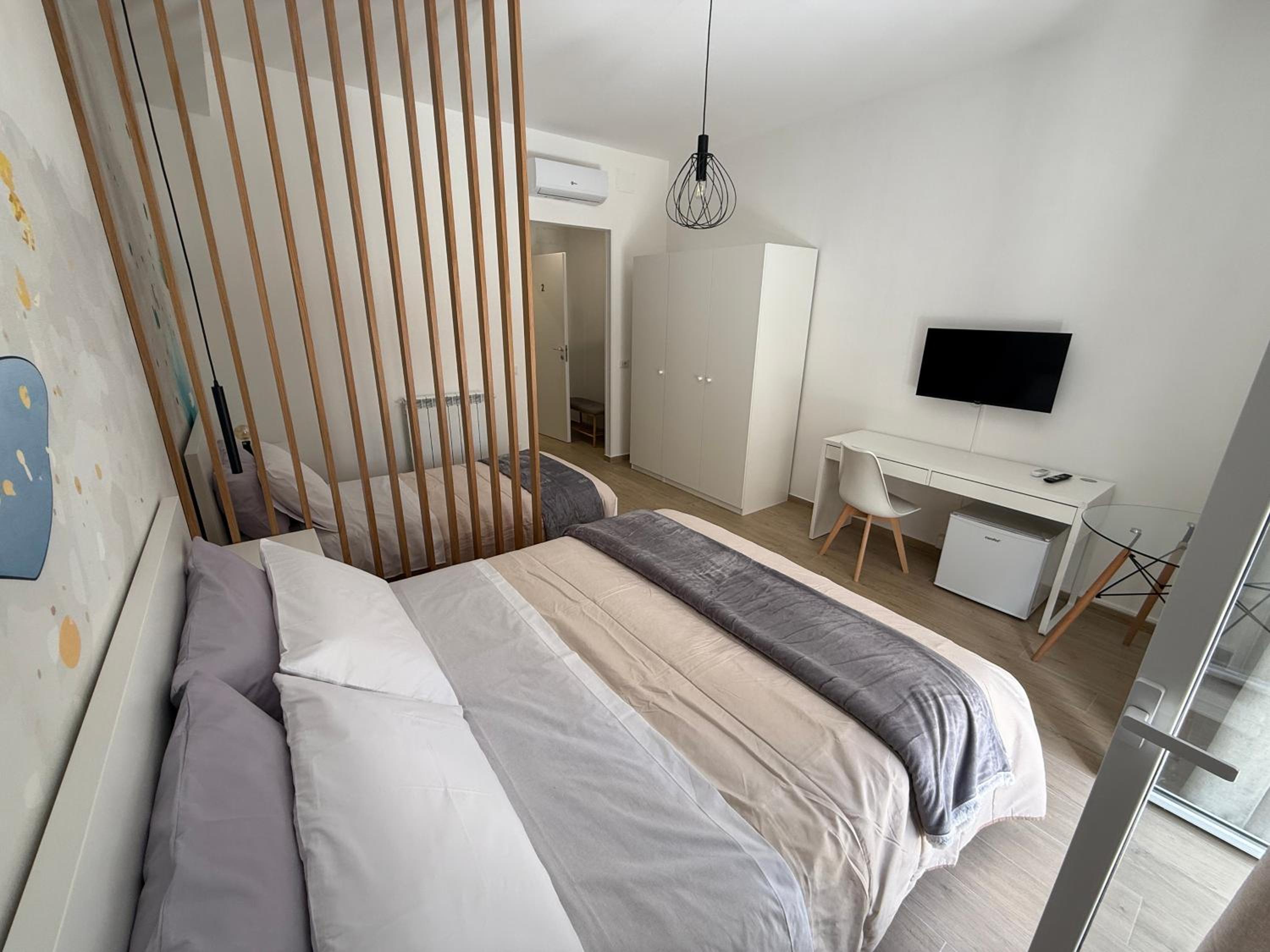 Triple Room with City View