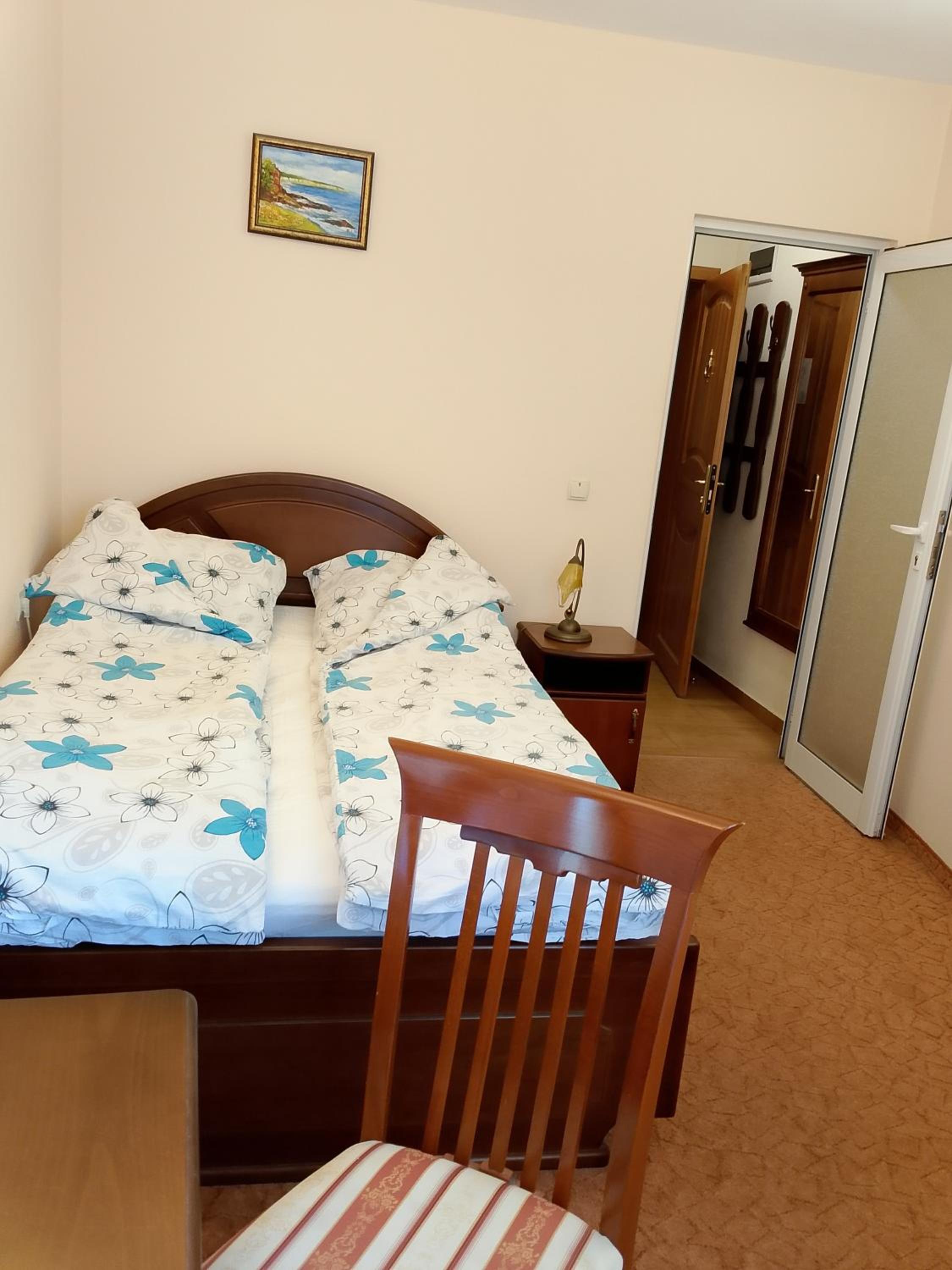 Deluxe Double Room with Shower