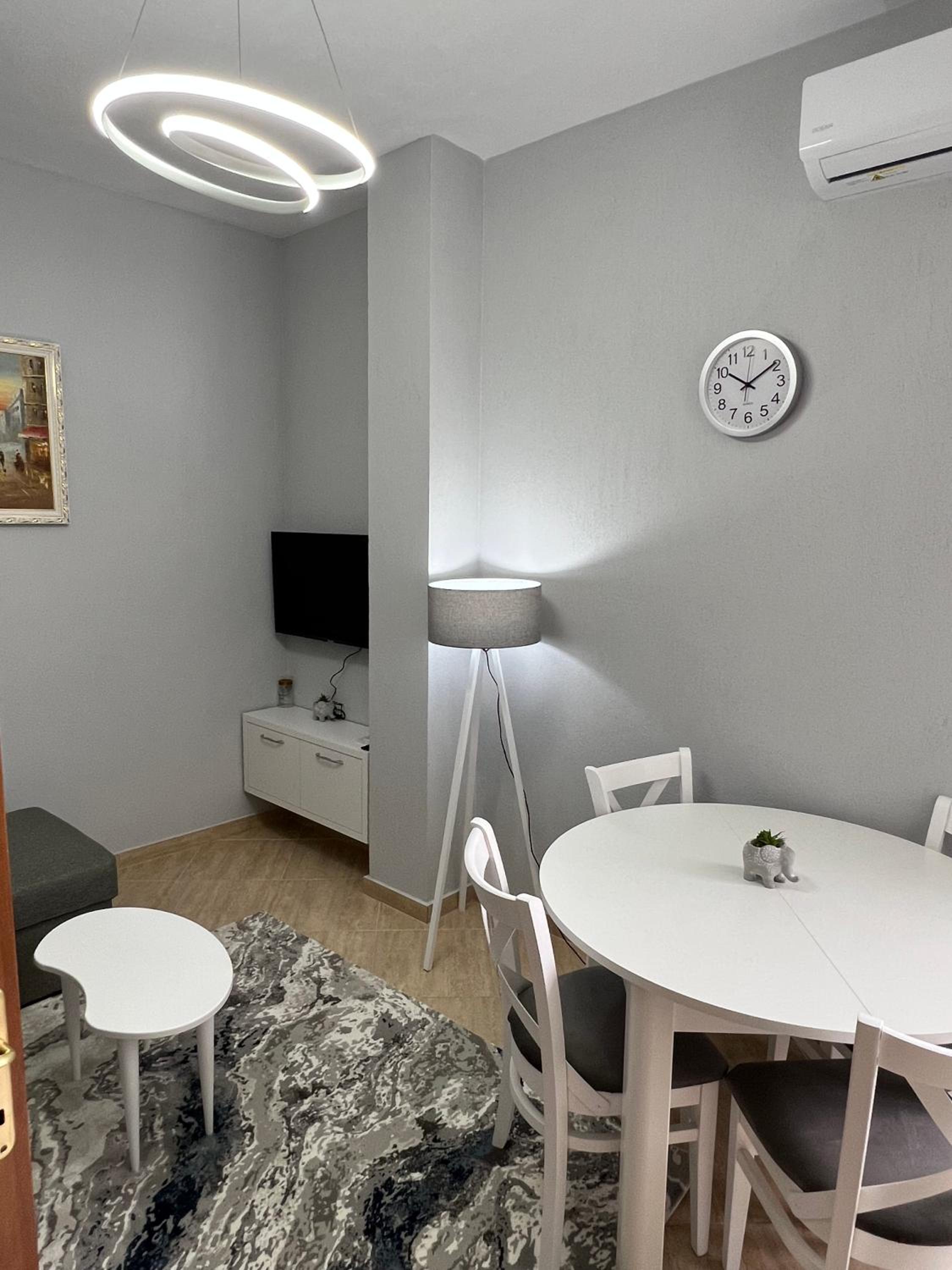 Apartment with Lake View photo 1