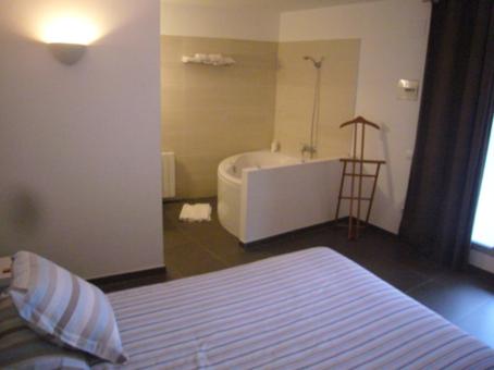 Double Room with Spa Bath Annex Building - Photo 2