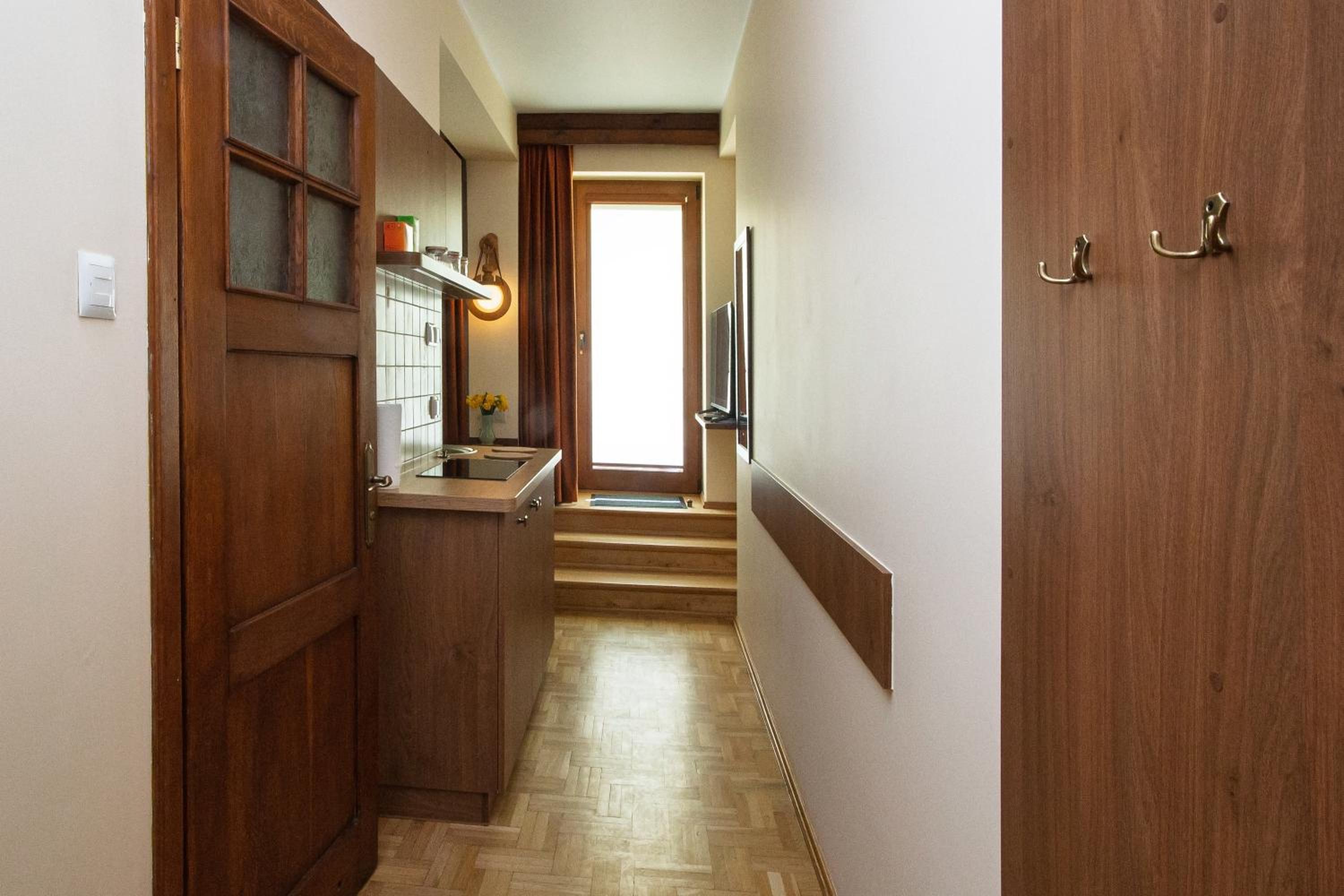 Deluxe Double or Twin Room with Garden View - Photo 1