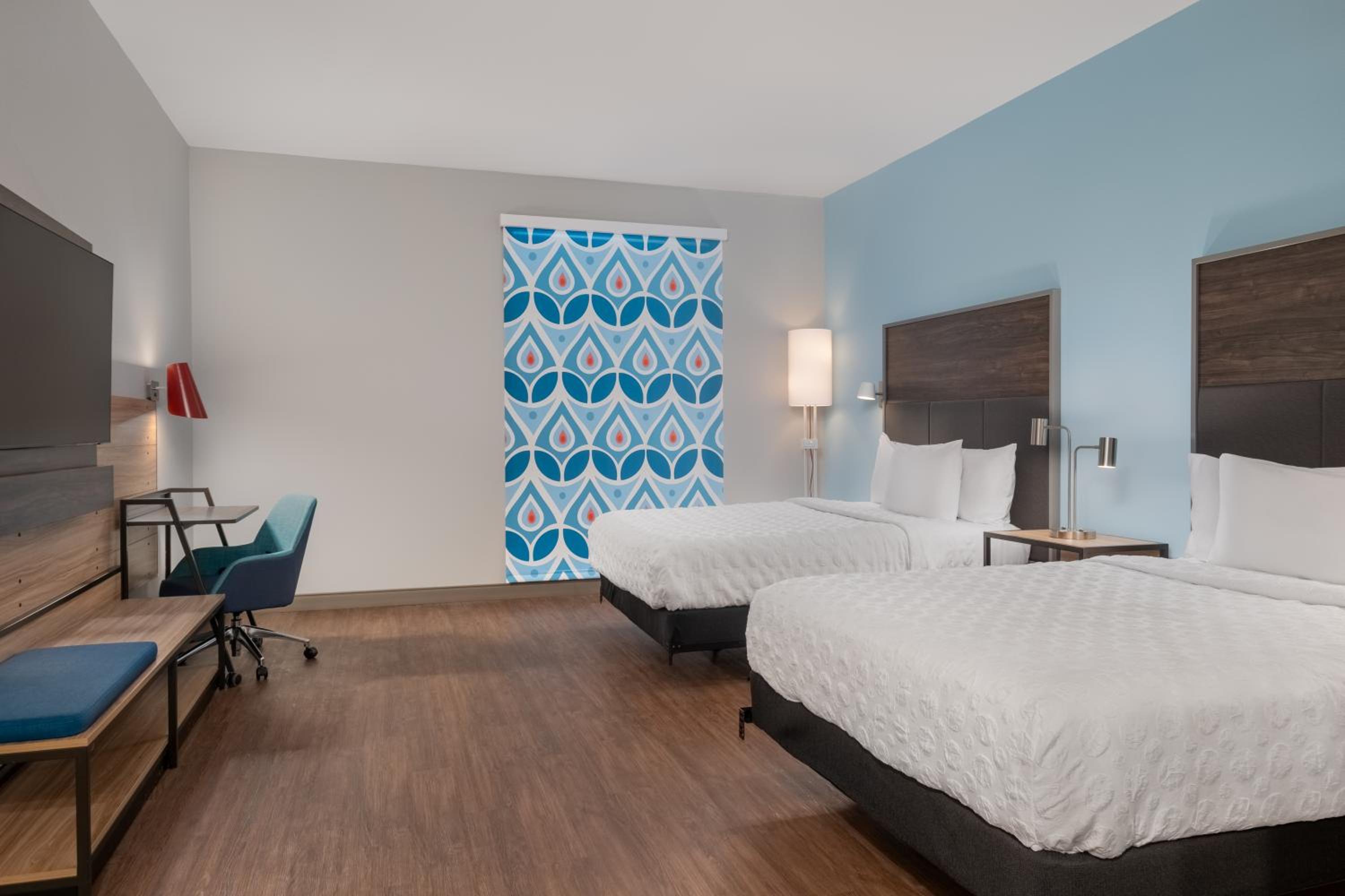 Queen Room with Two Queen Beds - Hearing Access - Photo 5