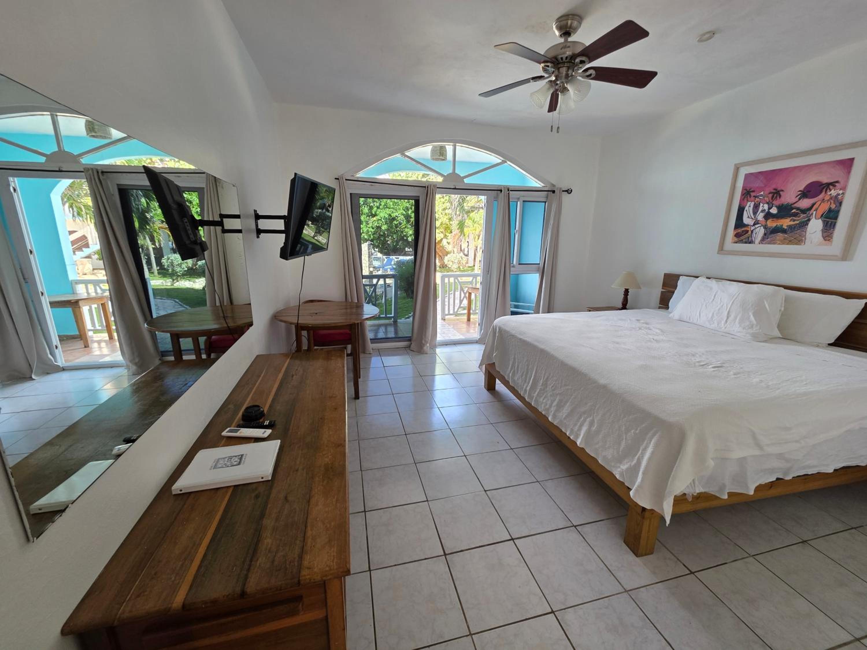 Standard King Room