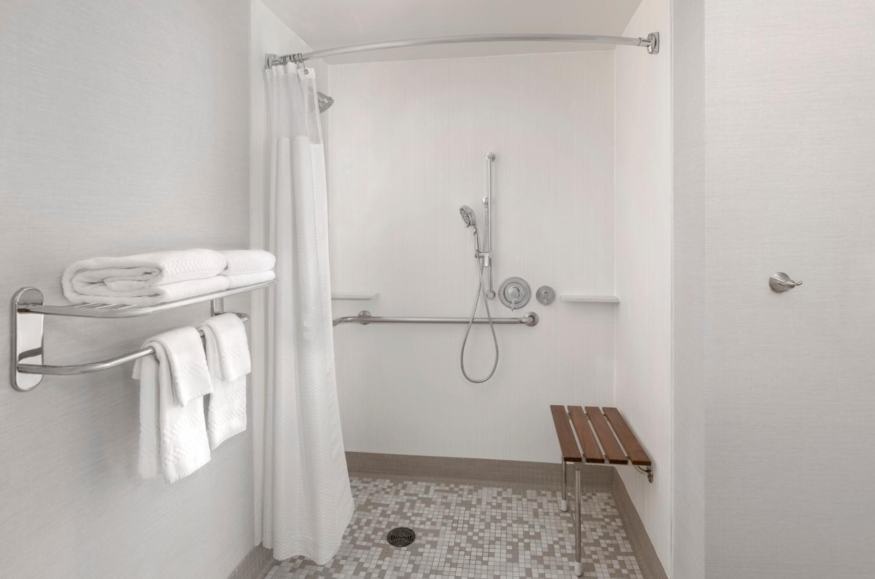 Renovated King Room with Sofa Bed and Roll-in Shower - Mobility and Hearing Accessible photo 3