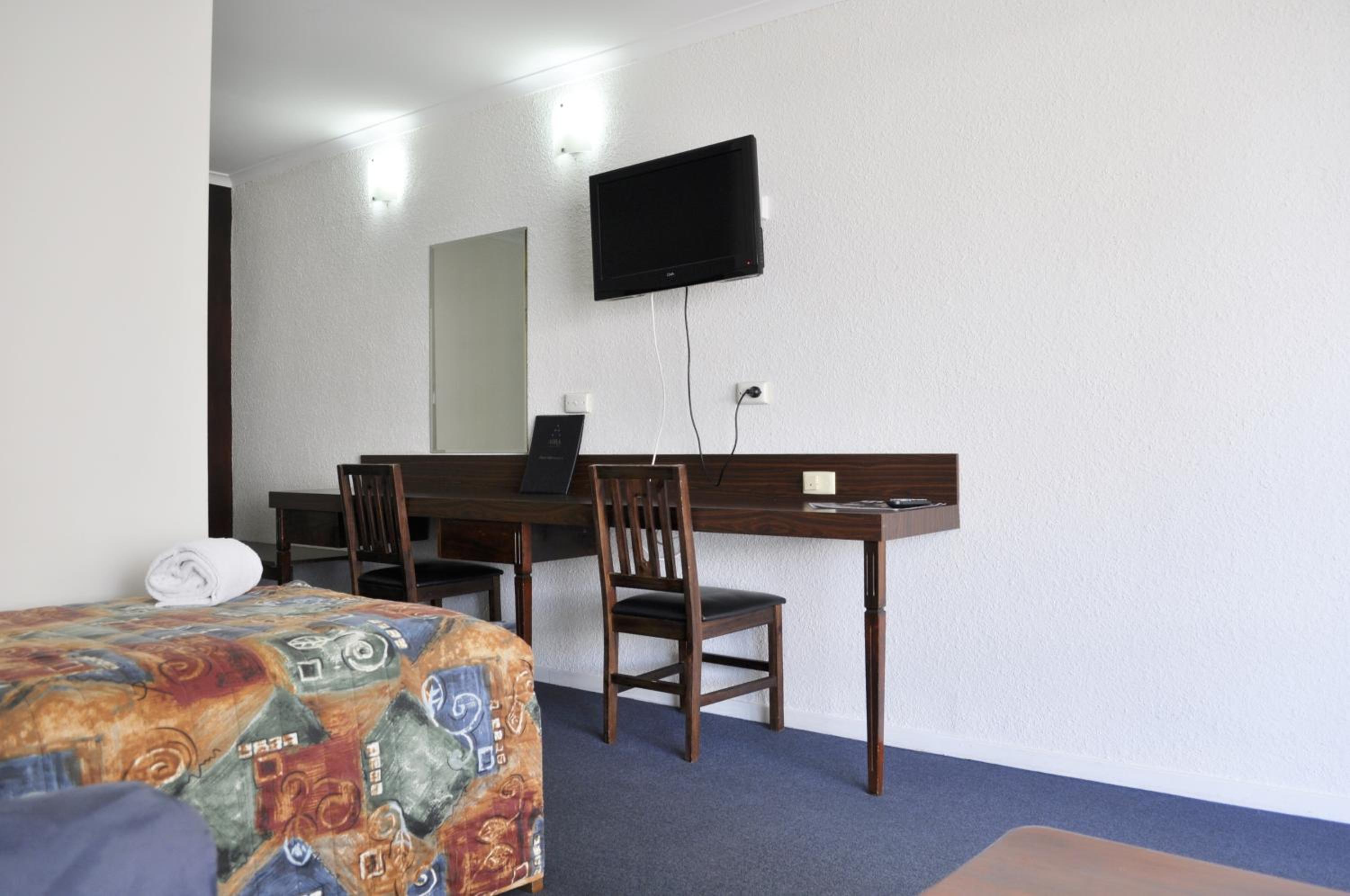 Twin Suite with Balcony photo 3