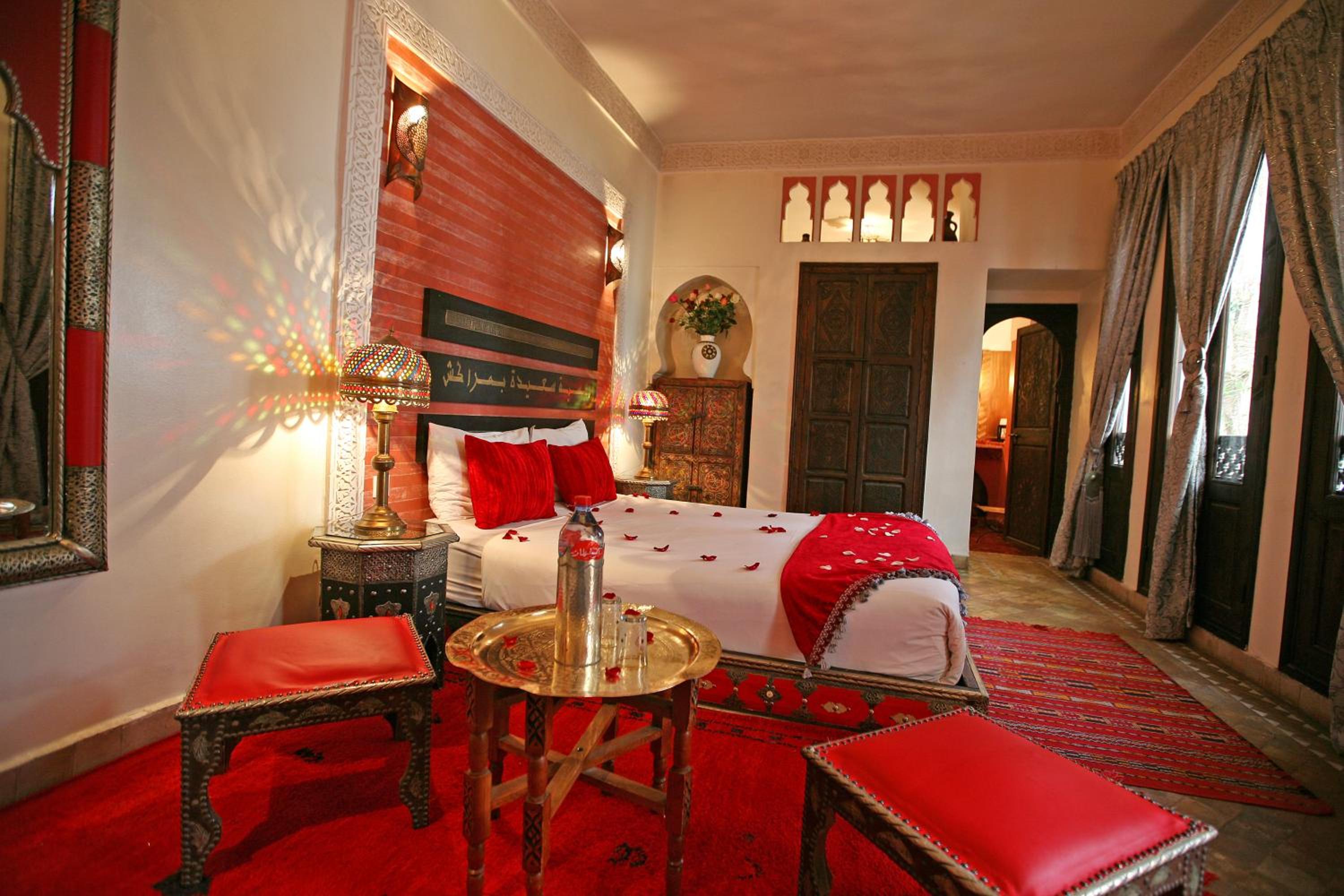 Superior Suite - Photo 8