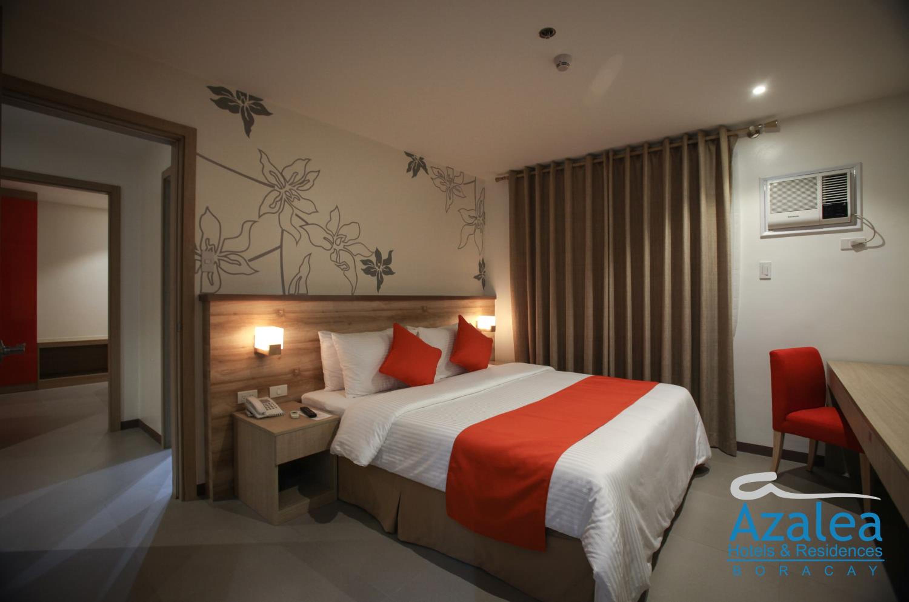 Two-Bedroom Suite with Kitchen - Photo 1
