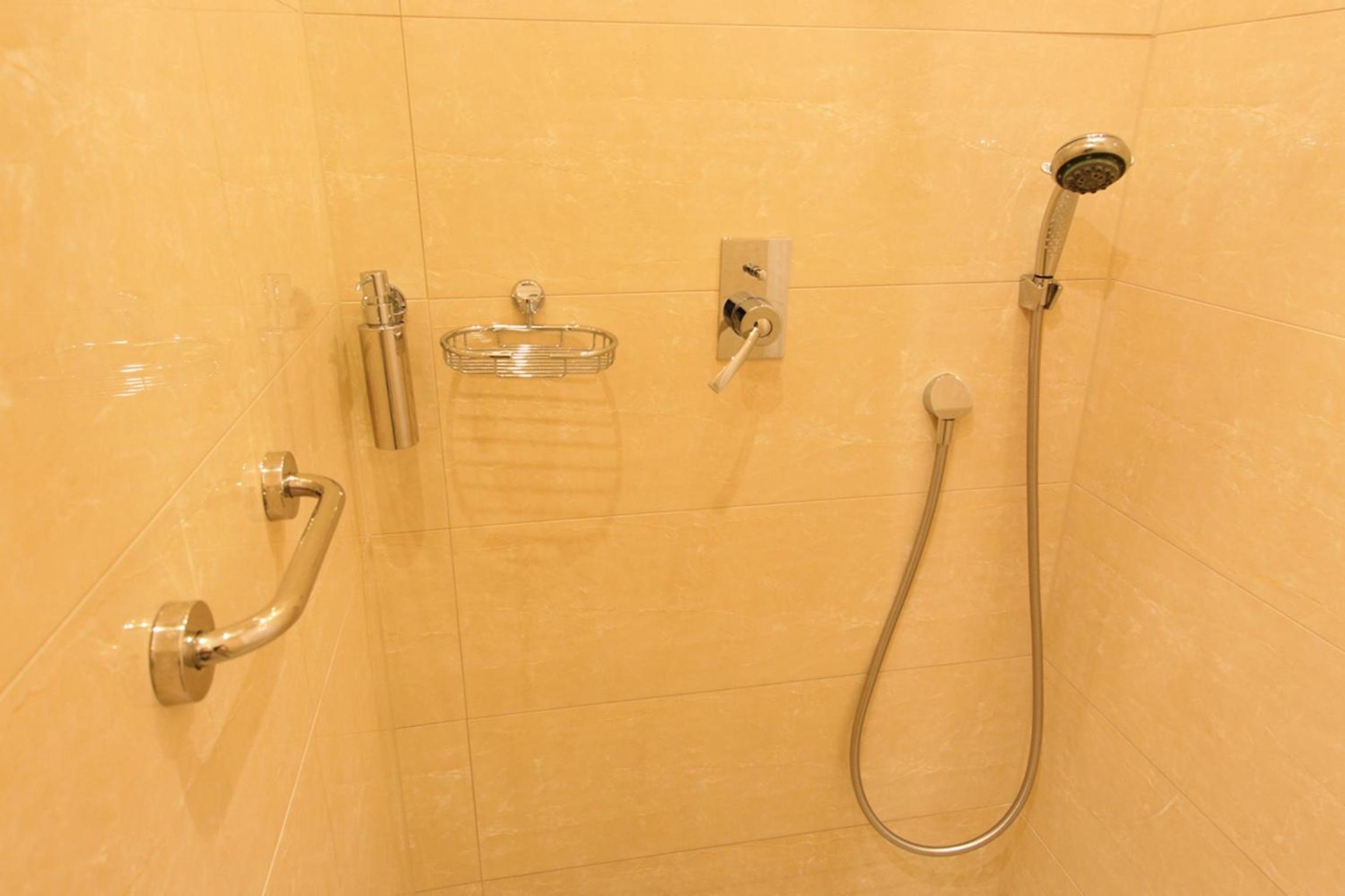 Twin Room - Photo 4