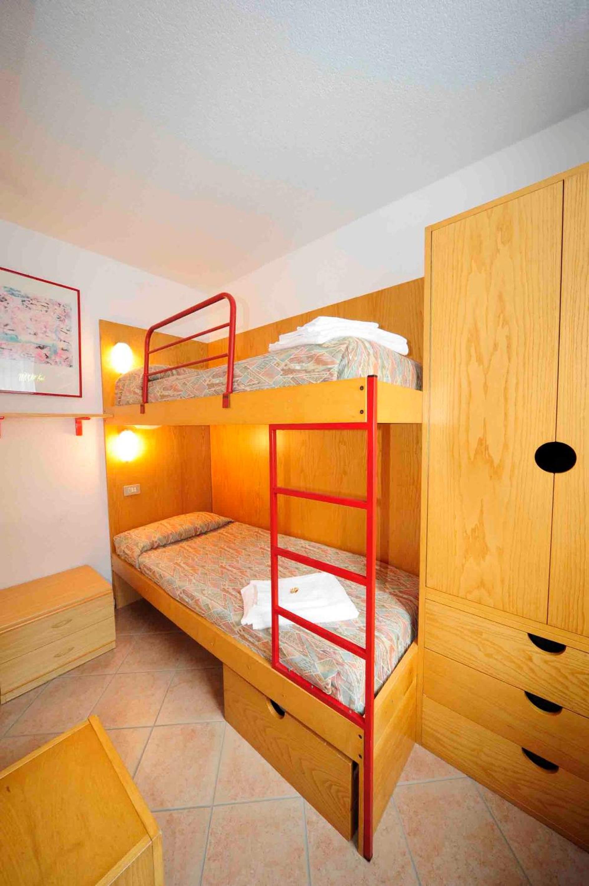 One-Bedroom Apartment (4 Adults) photo 3