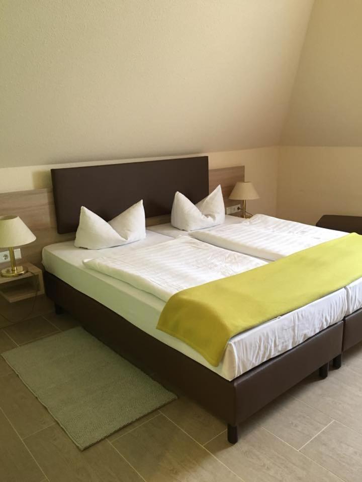 Double Room - Photo 2