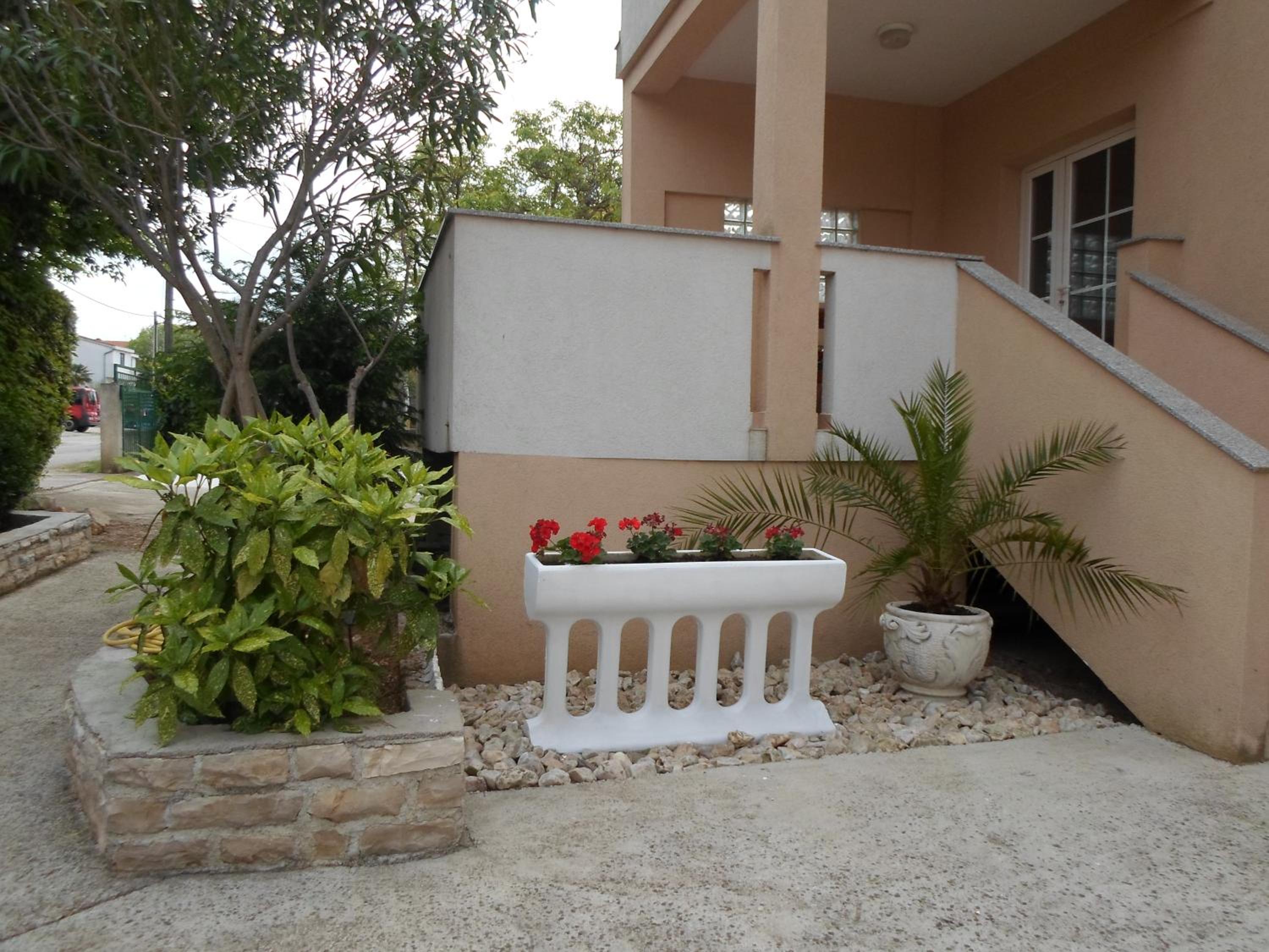 Two-Bedroom Apartment with Terrace (4 Adults) photo 2