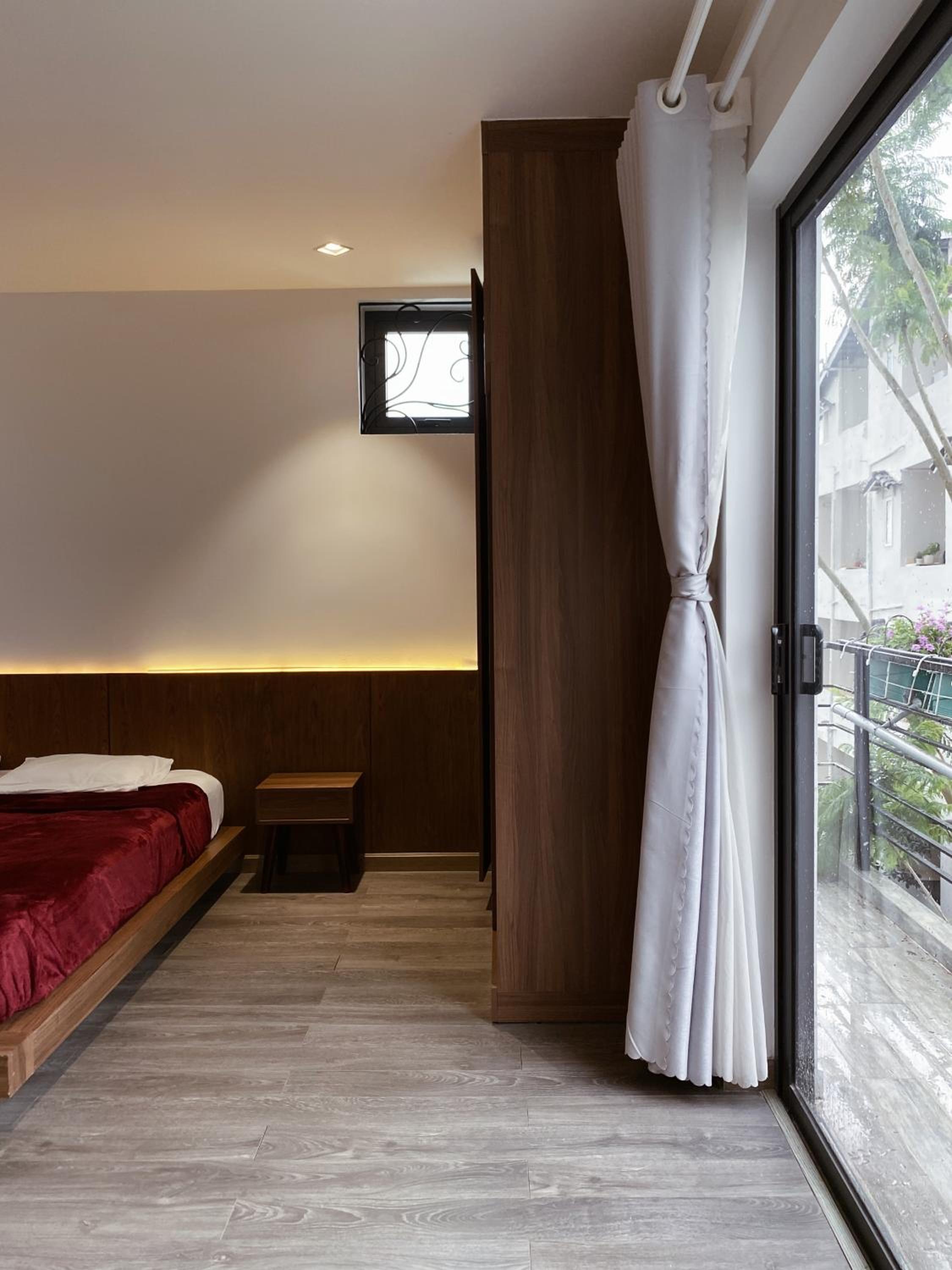 Deluxe Double Room with Balcony photo 1