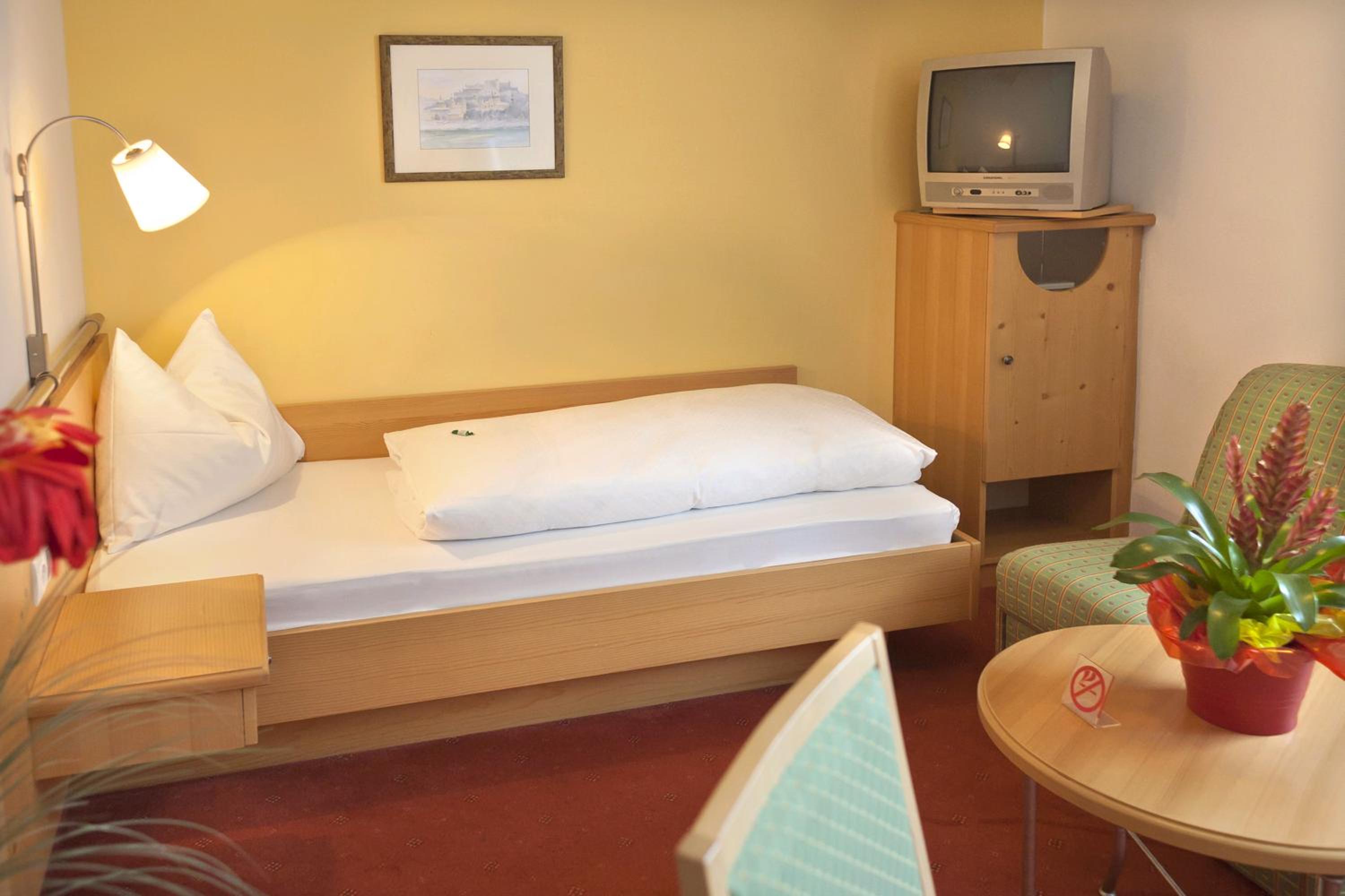 Single Room photo 1