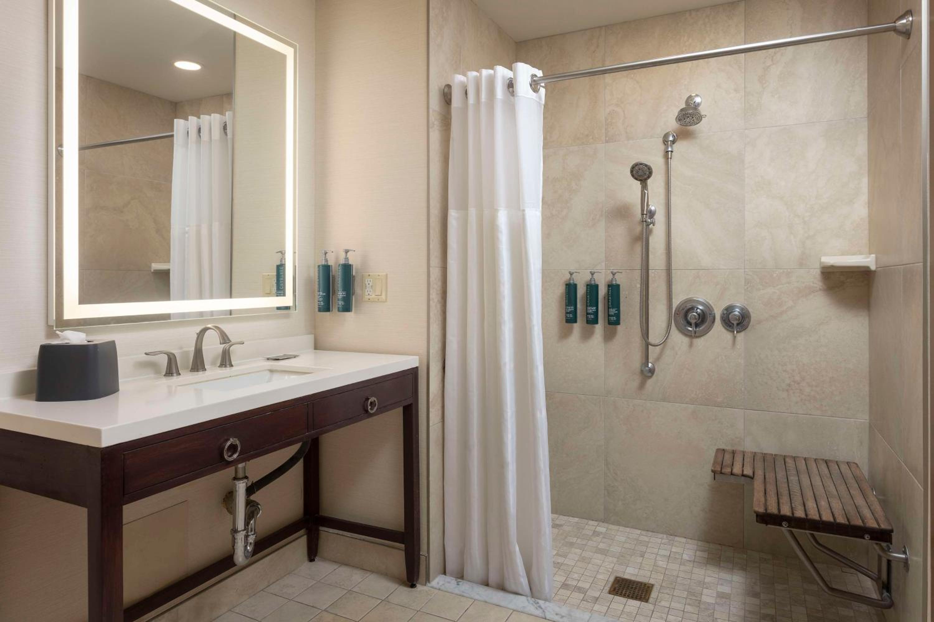 Queen Room with Two Queen Beds - Mobility Accessible - Photo 3