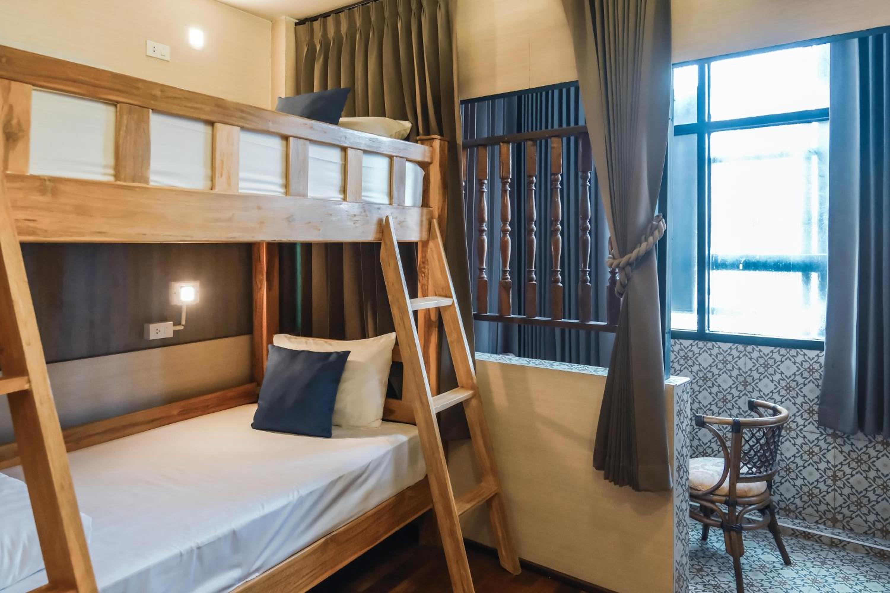 Quadruple Room with Balcony