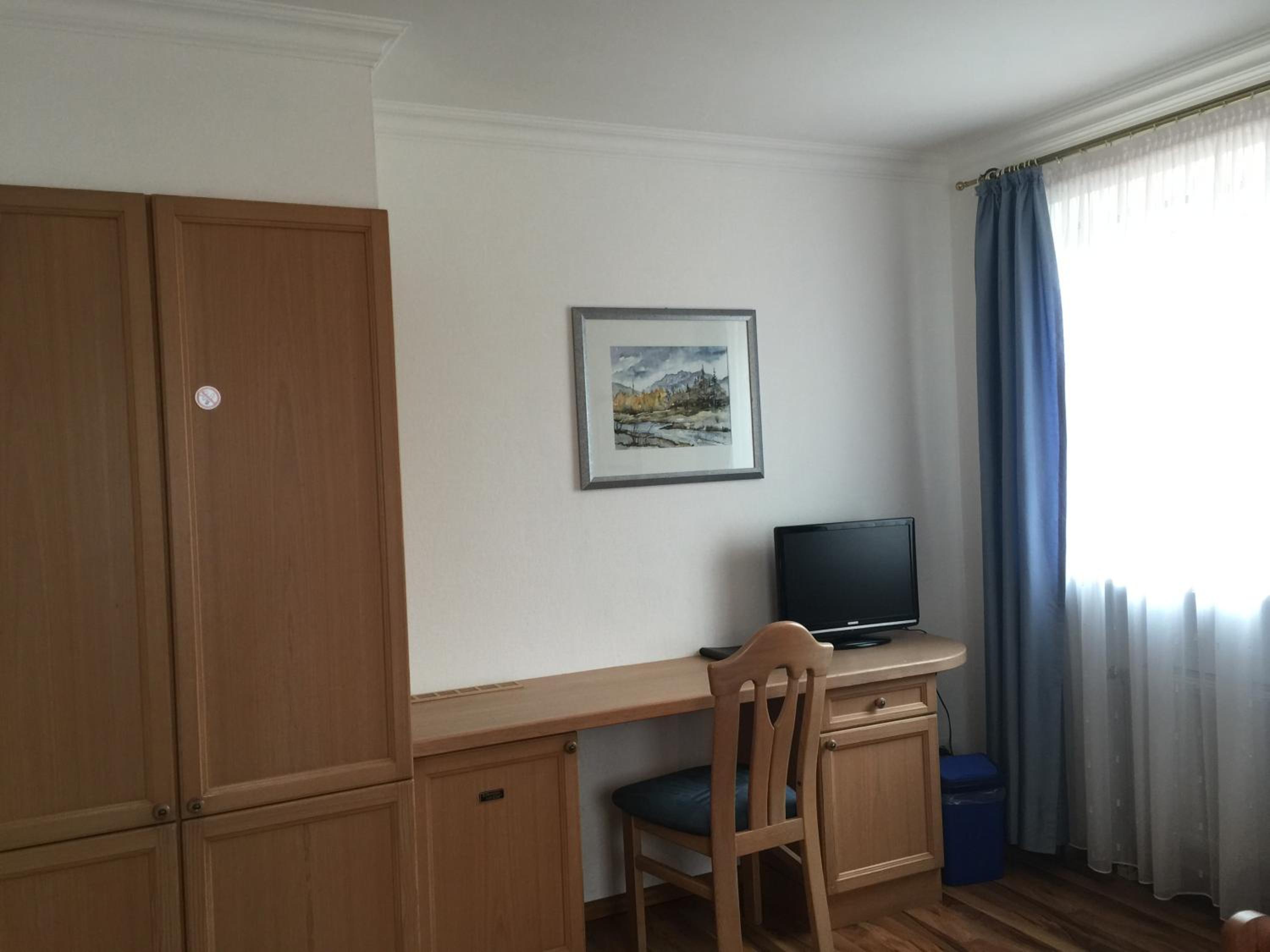 Deluxe Single Room photo 3