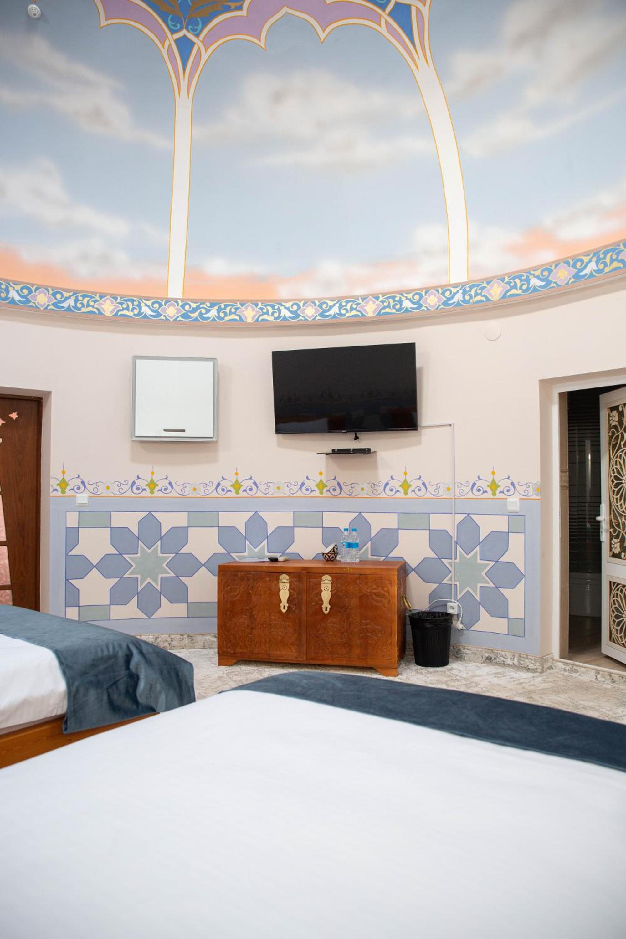 Twin Room - Photo 5