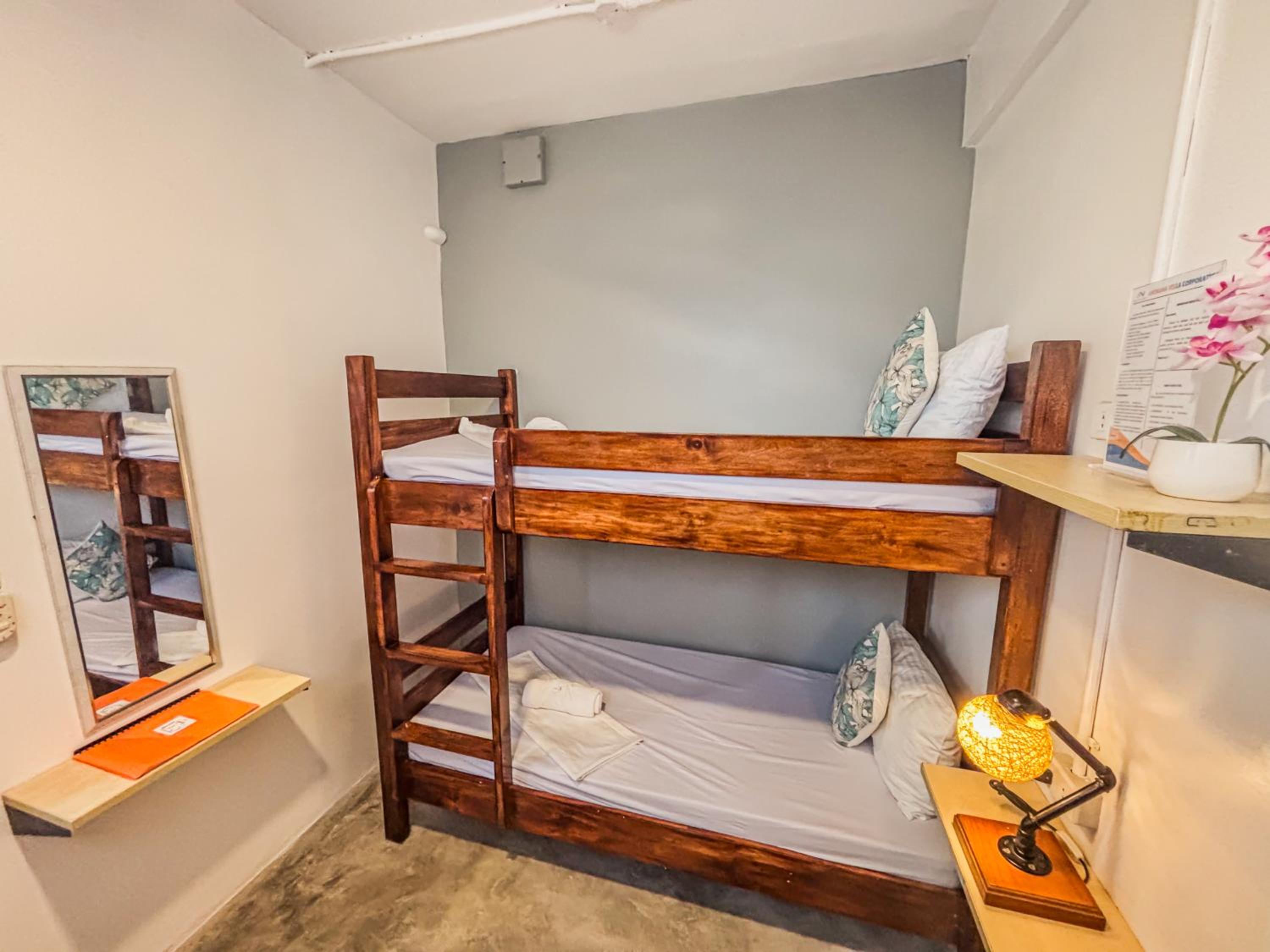 Twin Room with Private Bathroom - Photo 2