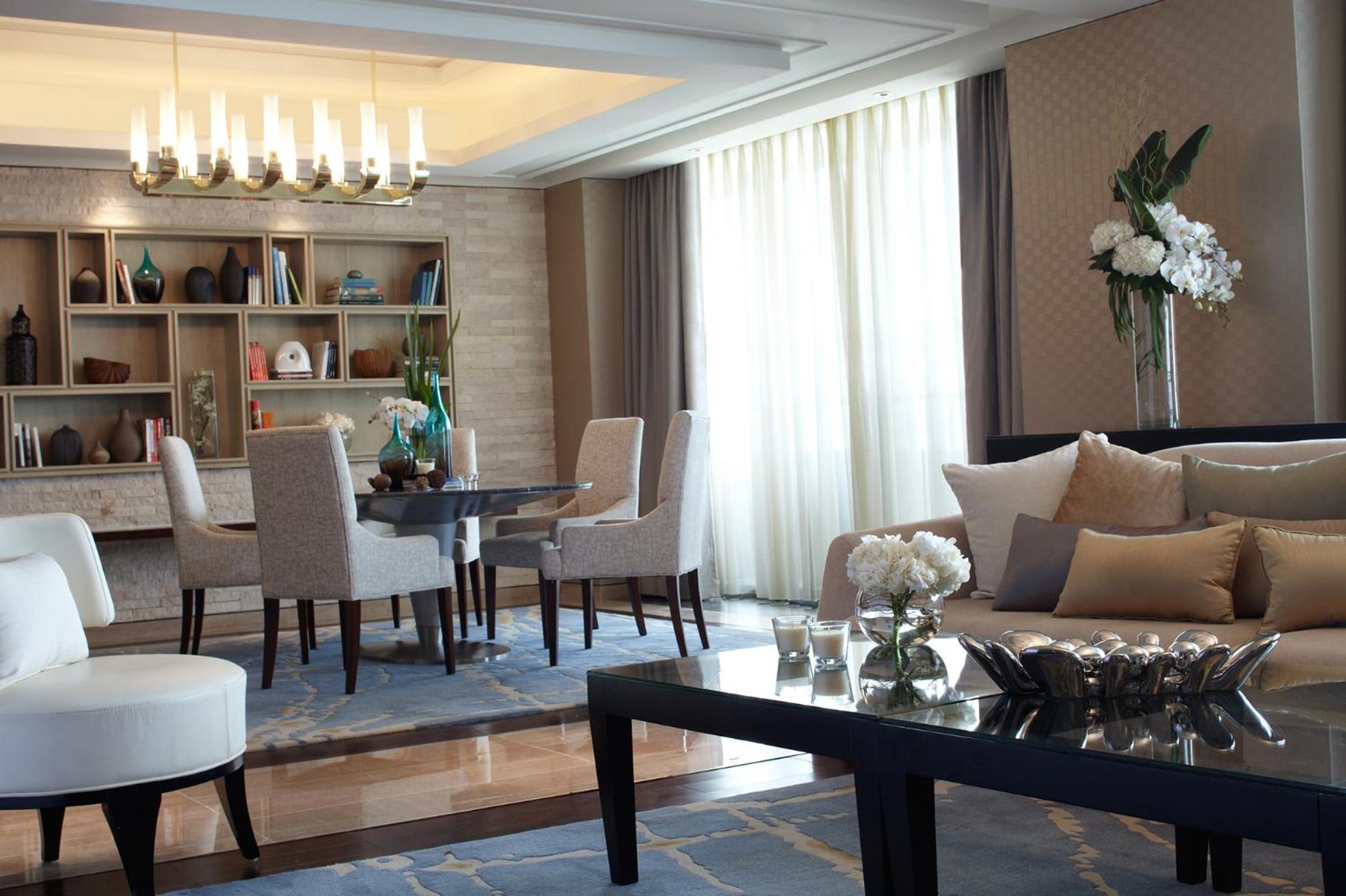 Renaissance Suite - Photo 1