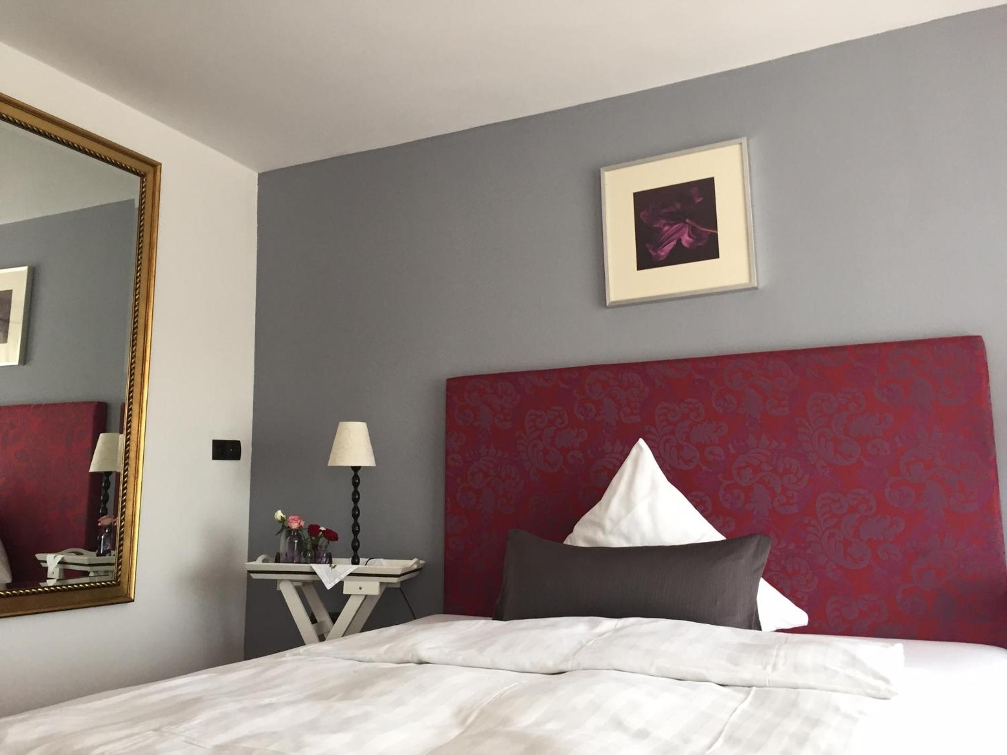 Double Room - Photo 7