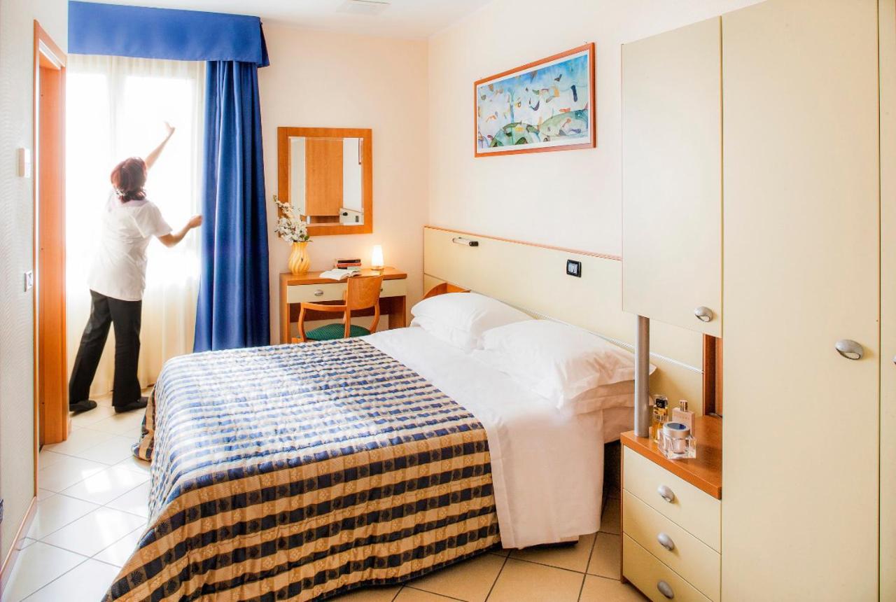 Economy Double Room photo 1