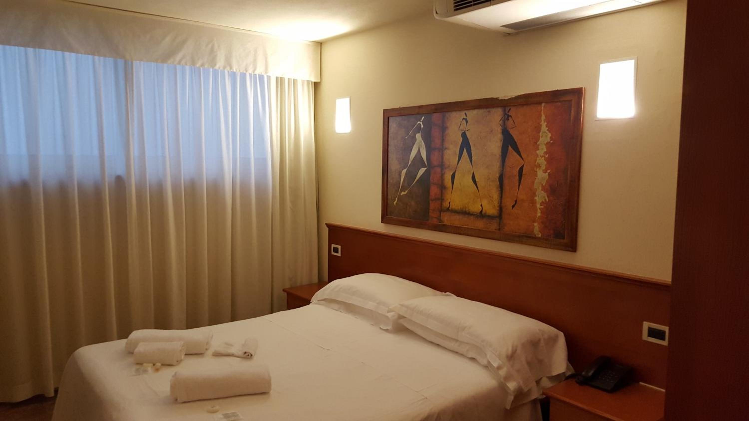 Economy Double or Twin Room without Balcony photo 1