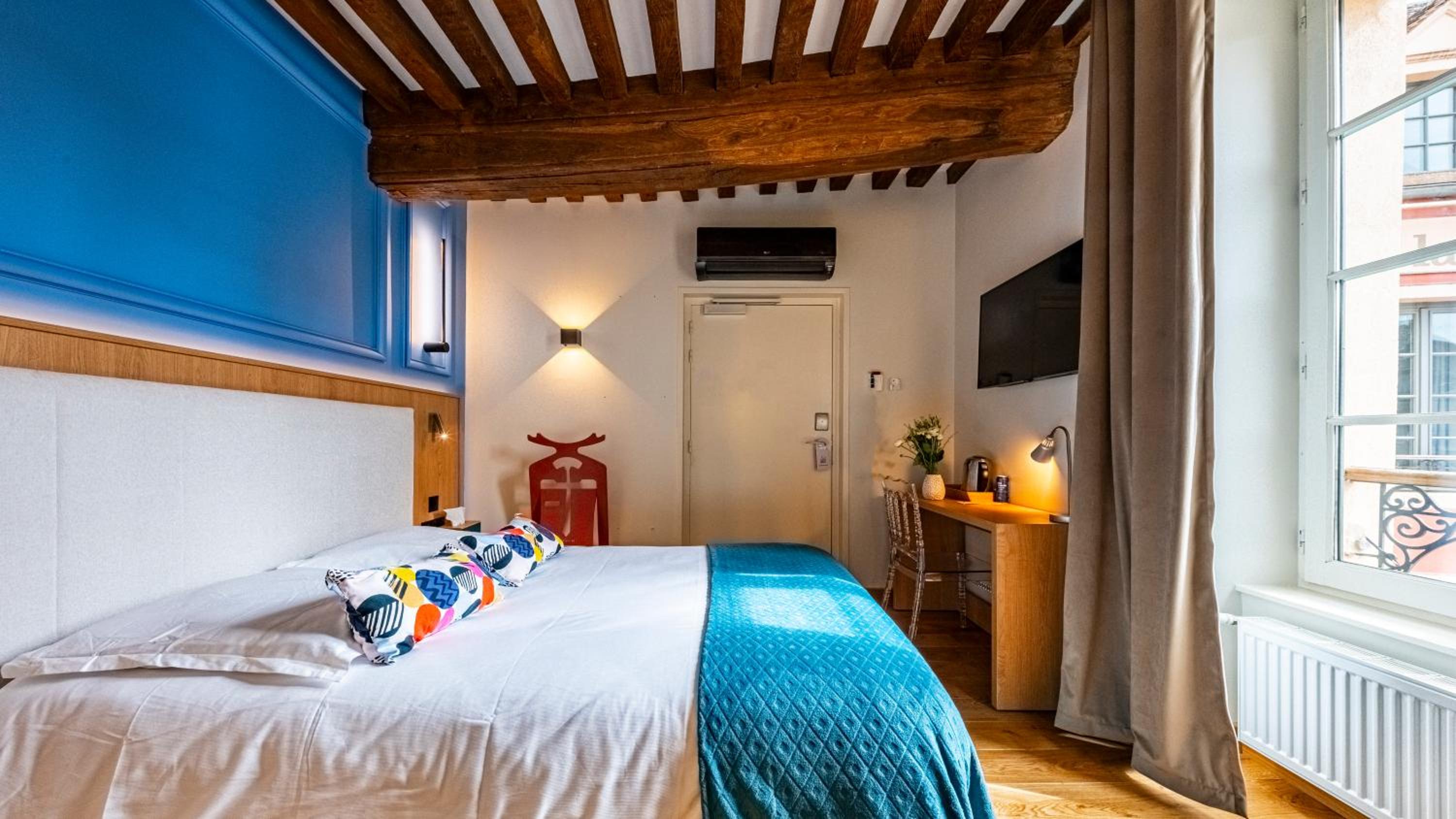 Small Double Room photo 3